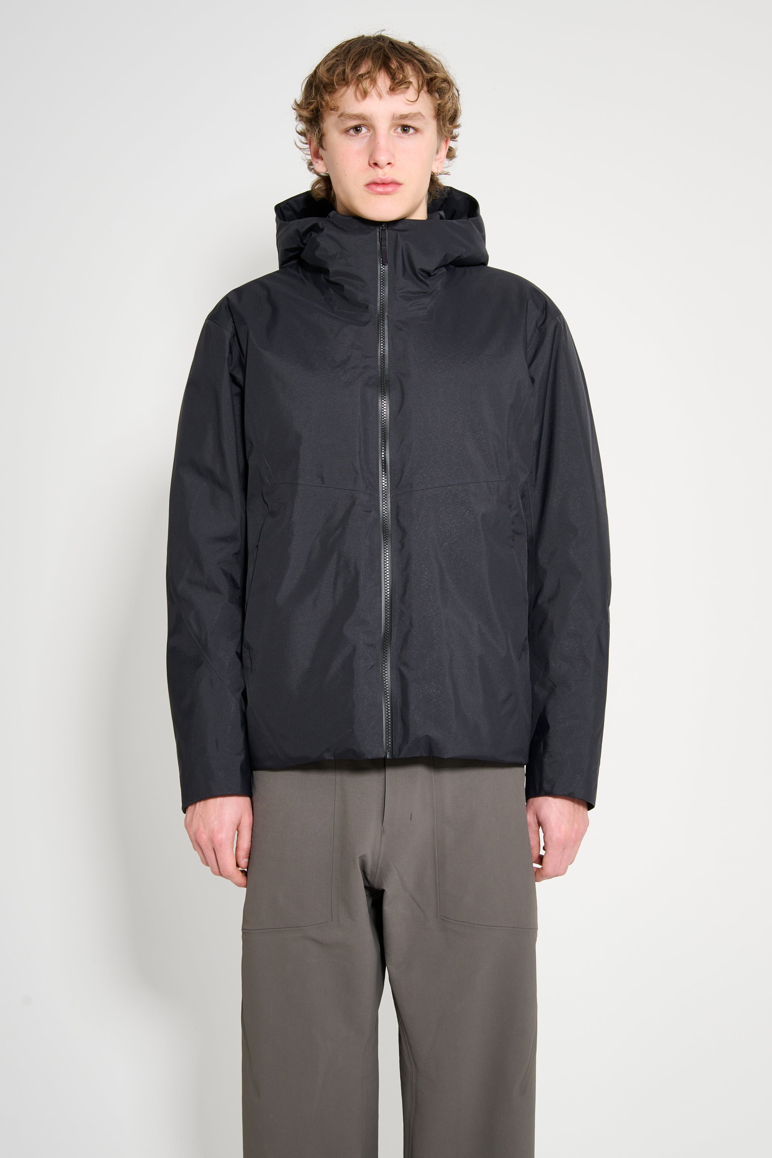 新品タグ付 Arc'teryx Veilance Diode Jacket Arcteryx Veilance | Diode Insulated Jacket-Black | Men