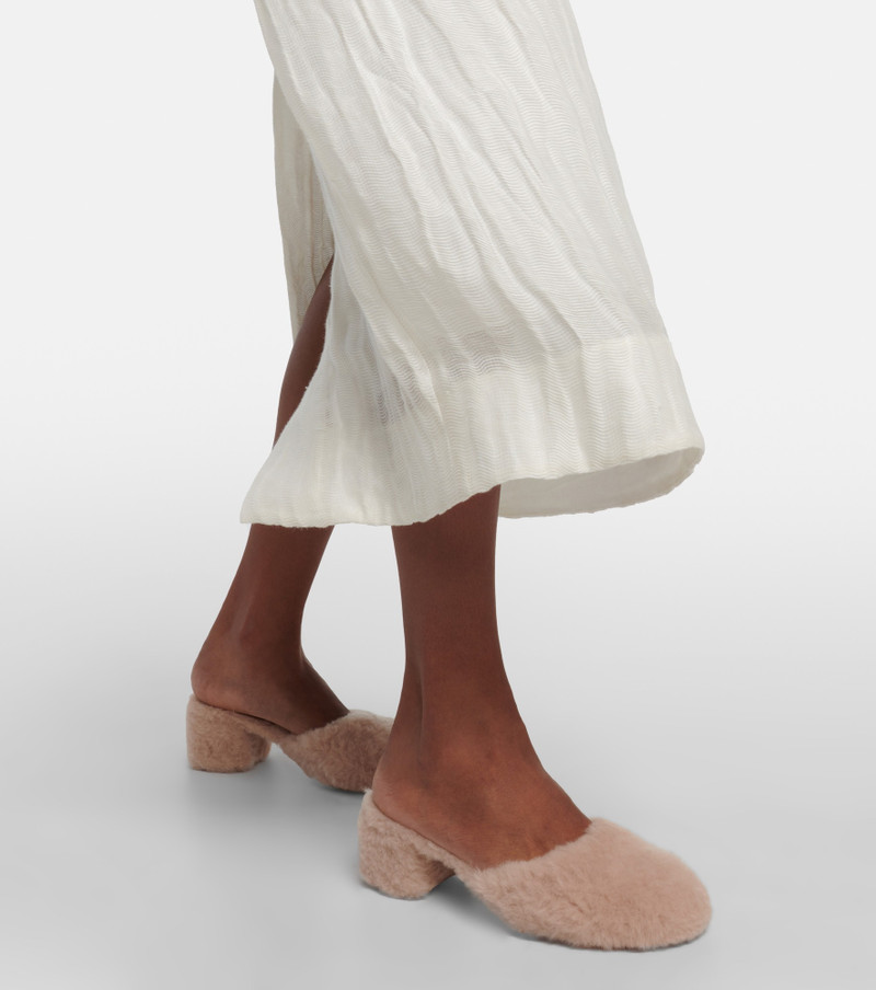 Clio shearling mules 4
