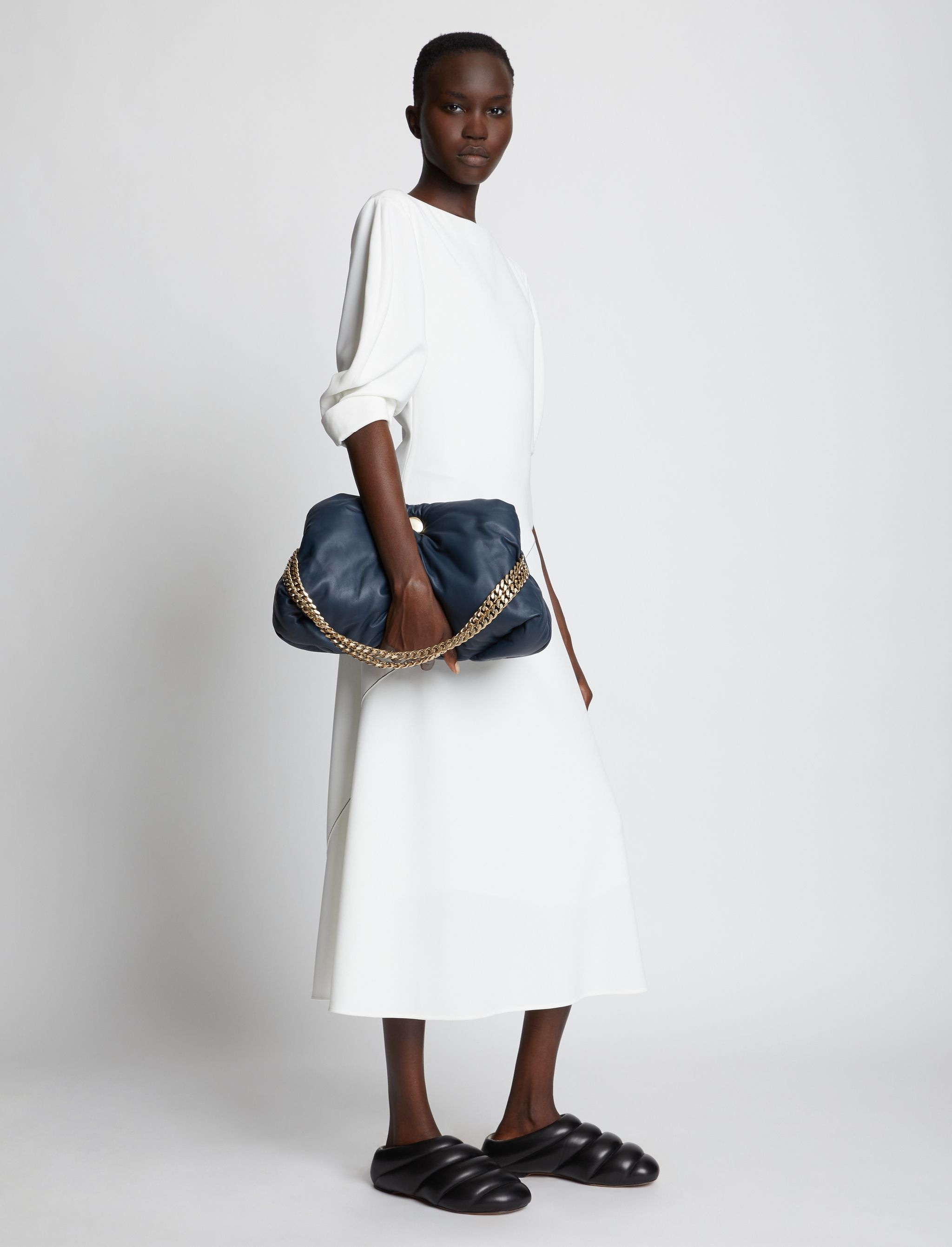 Puffy Chain Tobo Bag - 4