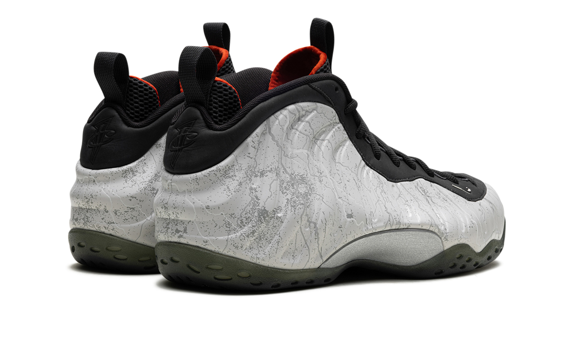 Air Foamposite One Premium "Tekken 8 - Jin Kazama" - 3