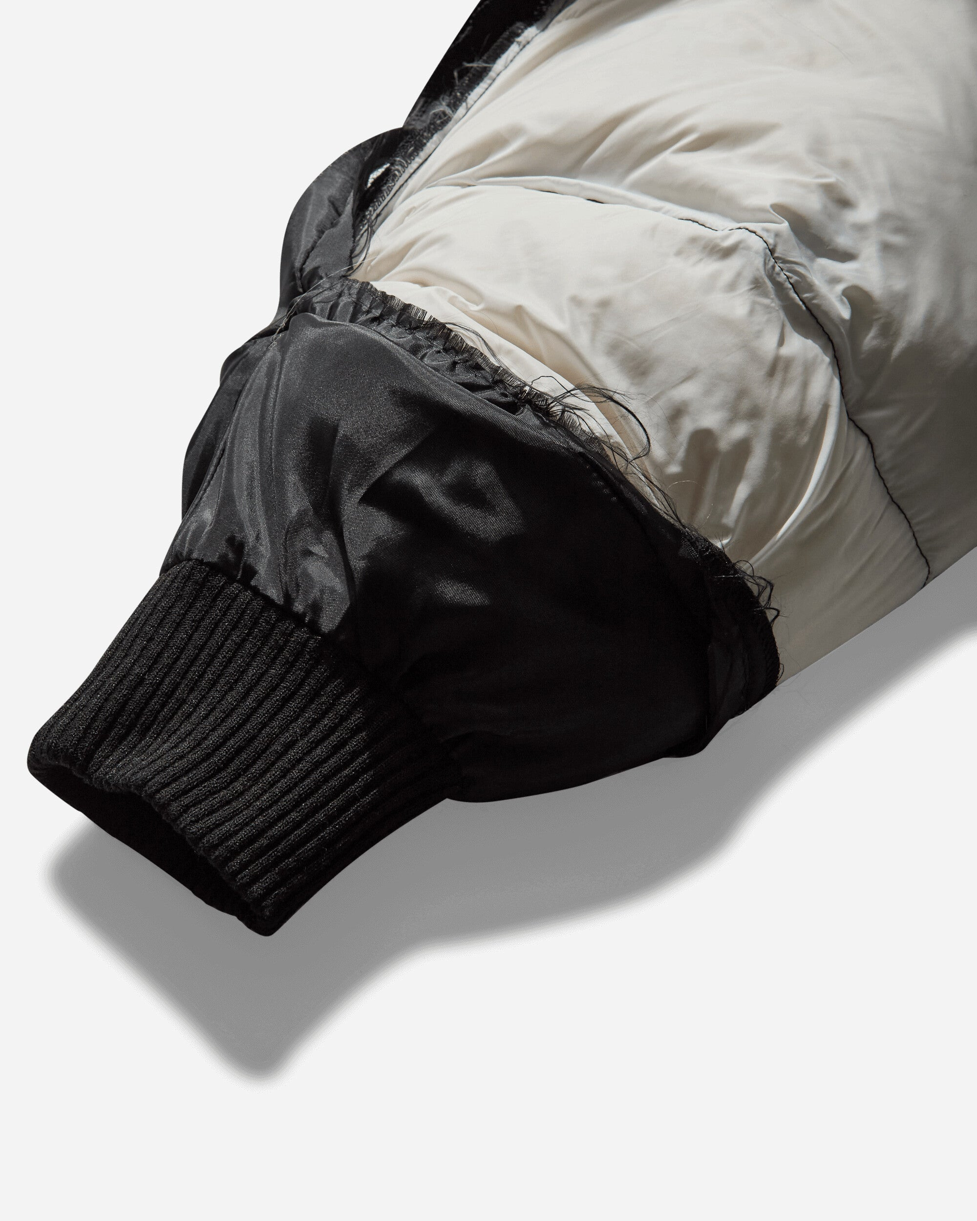 Women's Deconstructed Puffer Jacket White / Black - 4