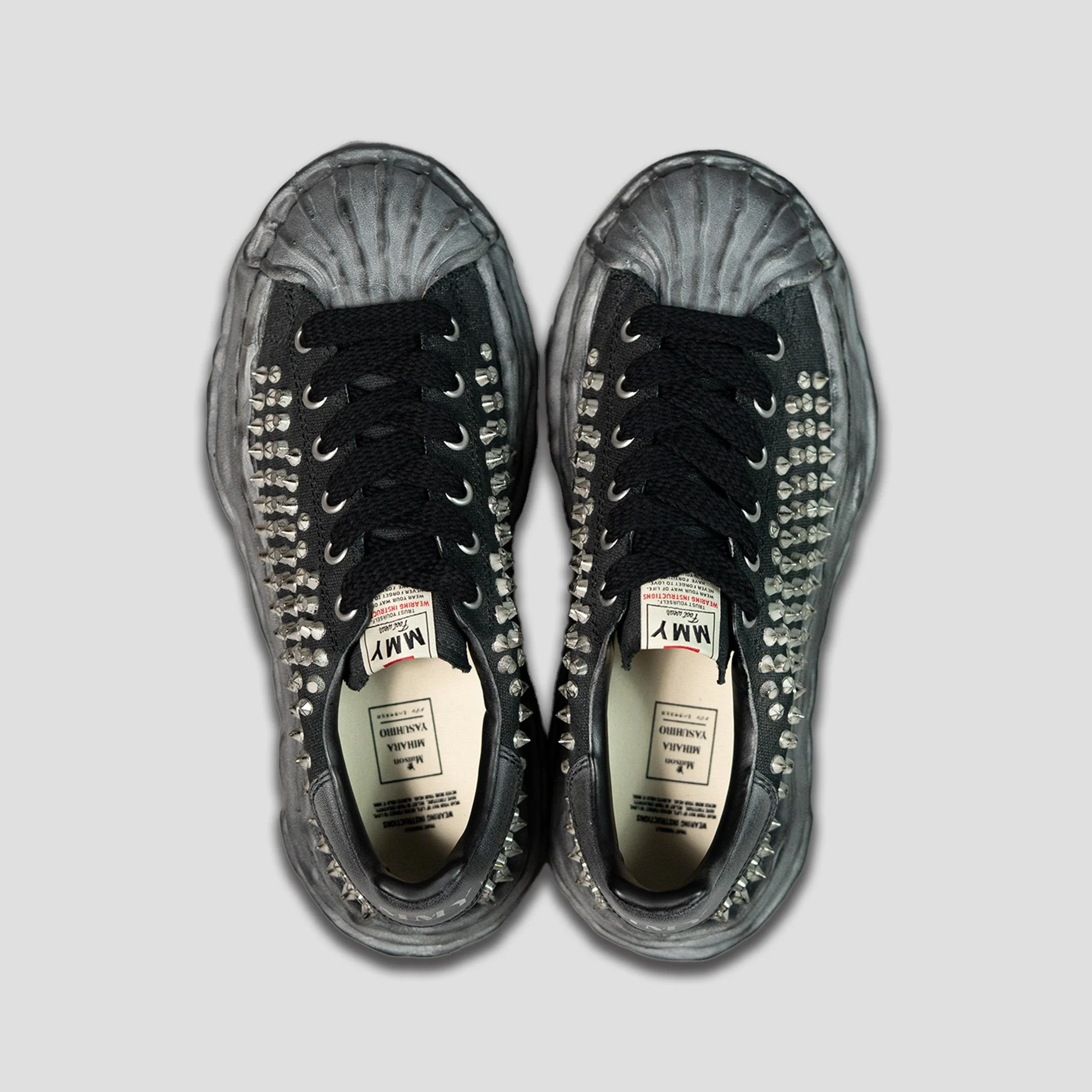 Maison MIHARAYASUHIRO BLAKEY OG SOLE STUDDED CANVAS LOW-TOP 