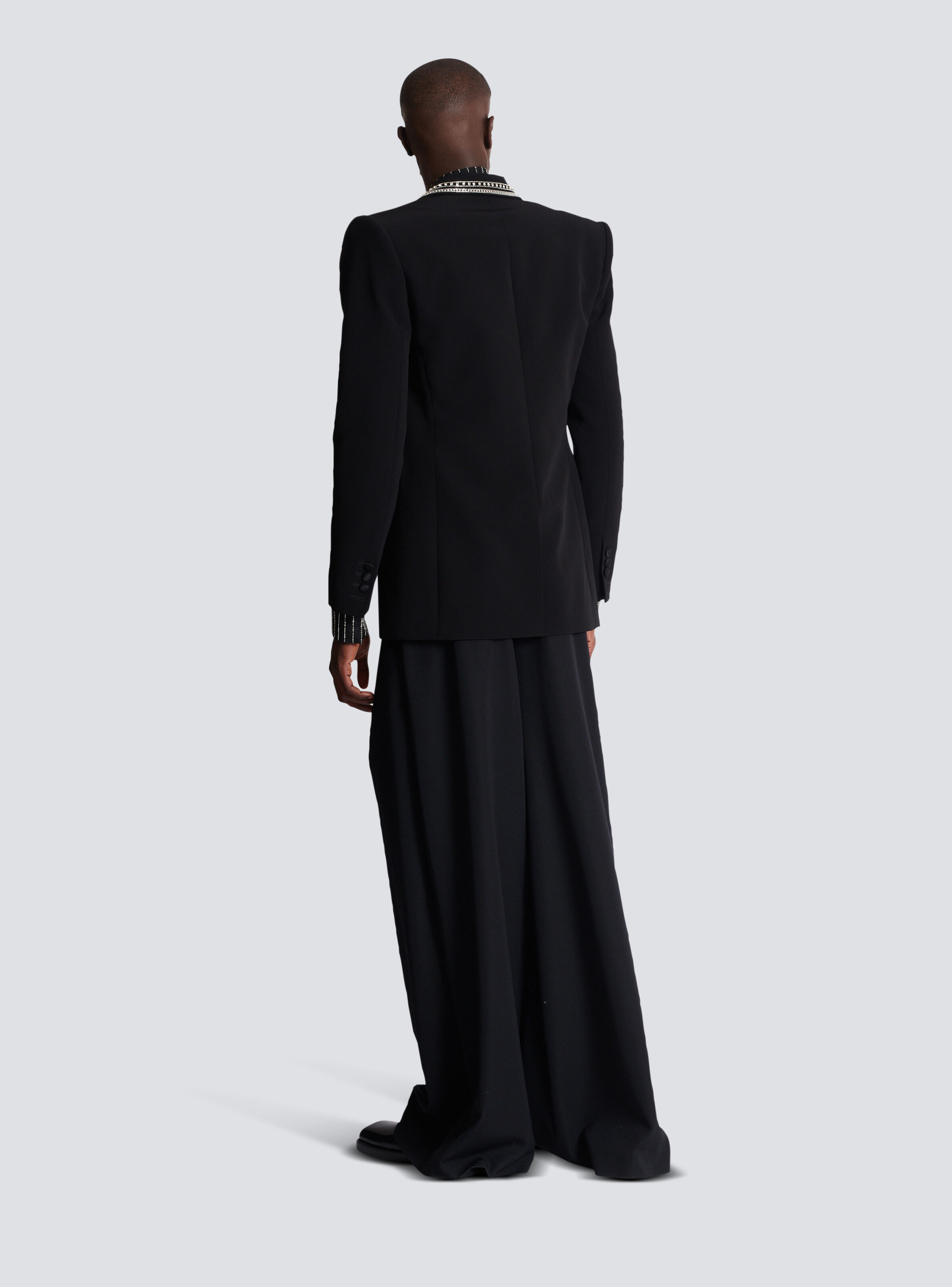Crepe 1-button jacket with crystals - 4