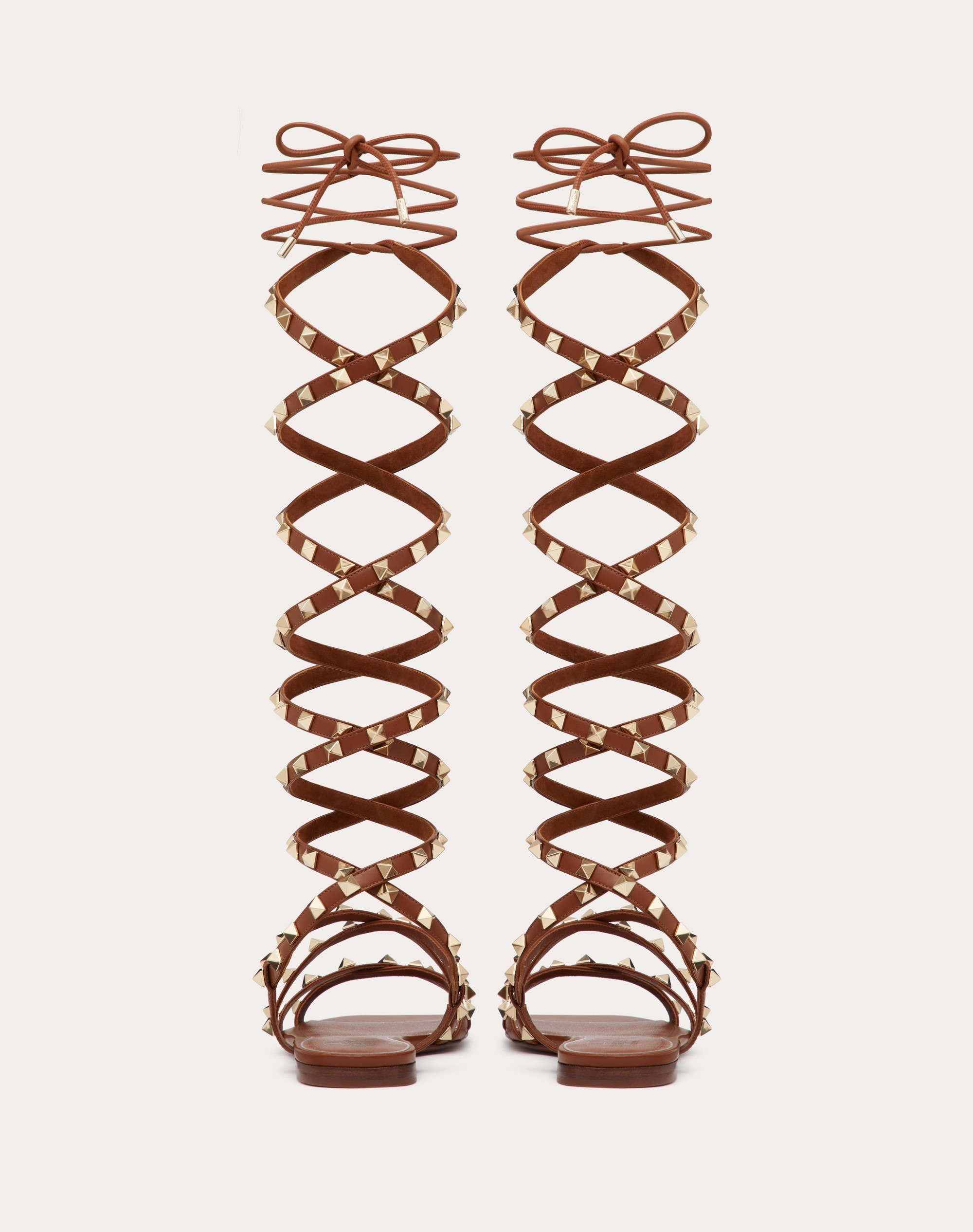 ROCKSTUD GLADIATOR SANDAL IN CALFSKIN WITH STRAPS - 3