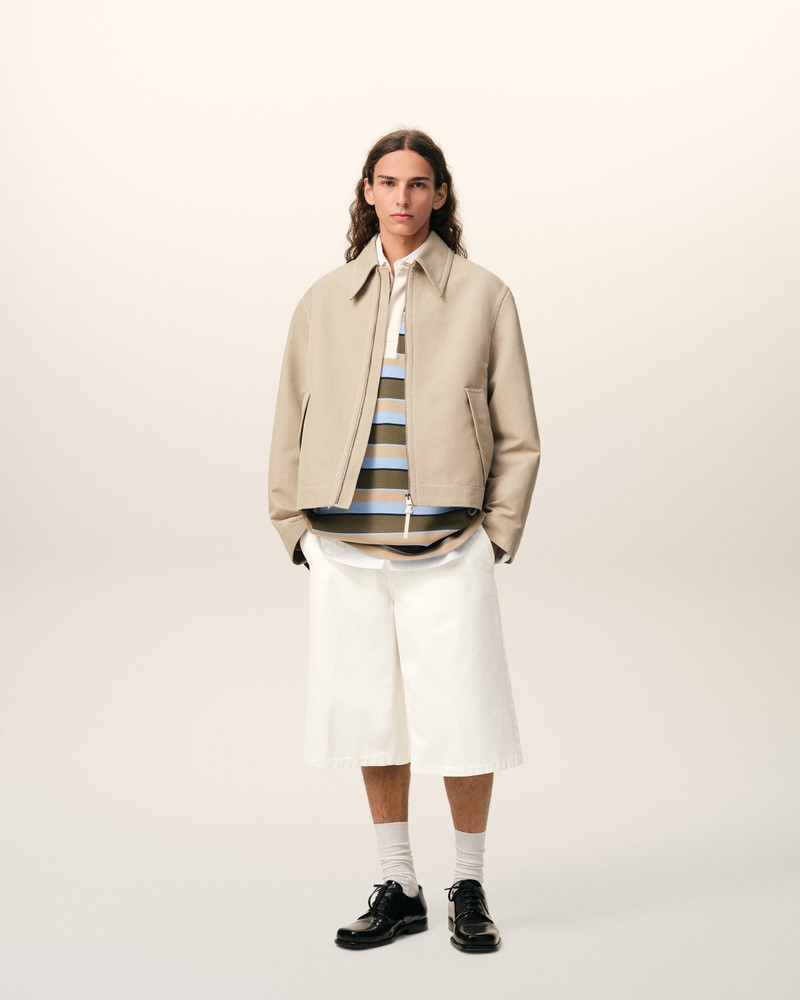 AMI Paris WHITE COTTON LOOSE BERMUDA SHORTS outlook