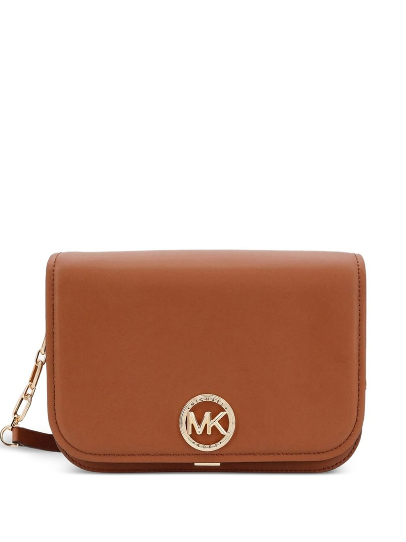 chain detail logo shoulder bag 1