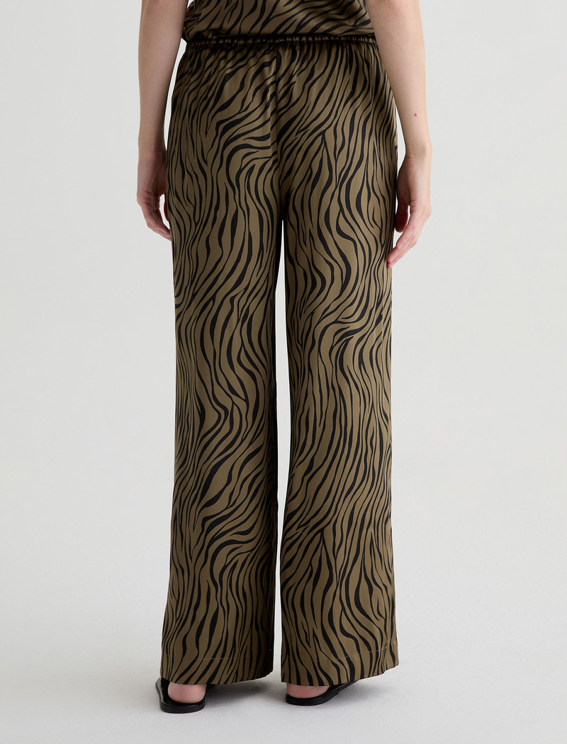 Clara Drawstring Pant 8