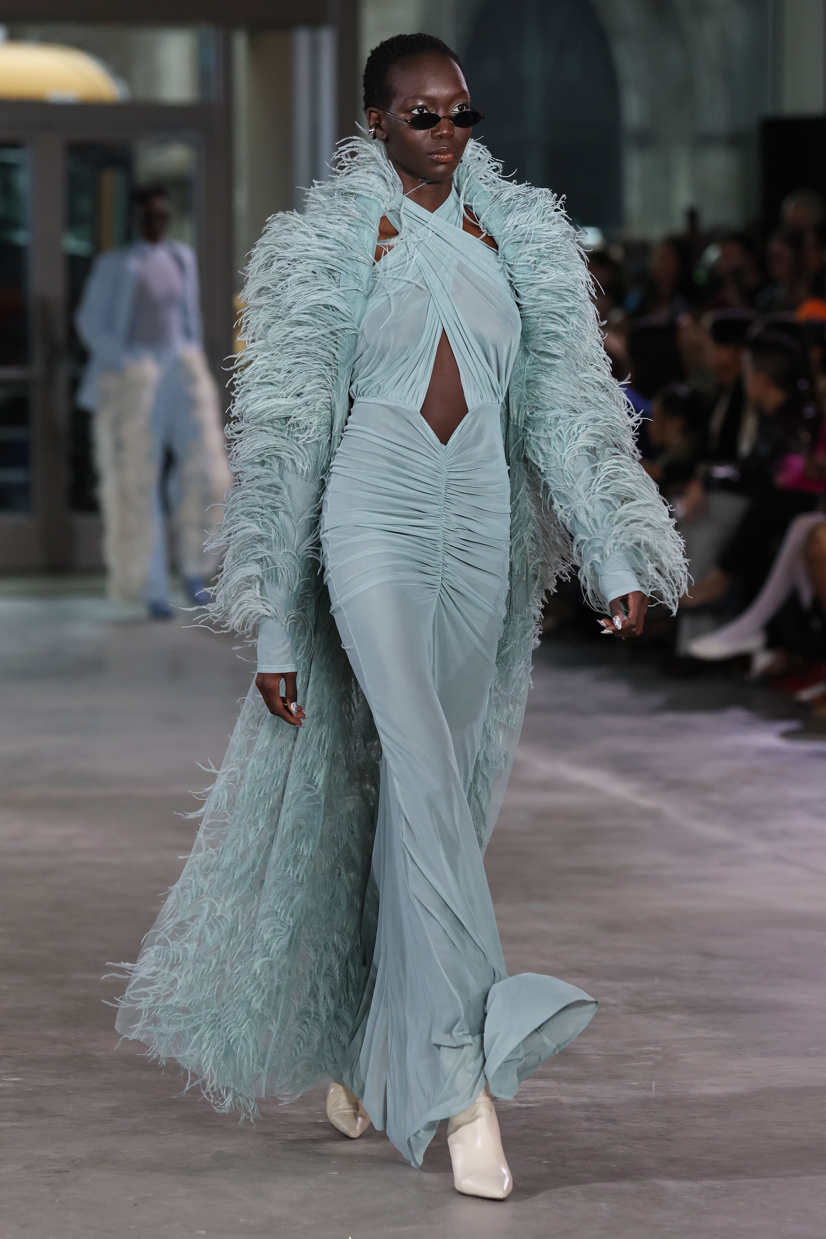 Marbled Feathers Coat - 3