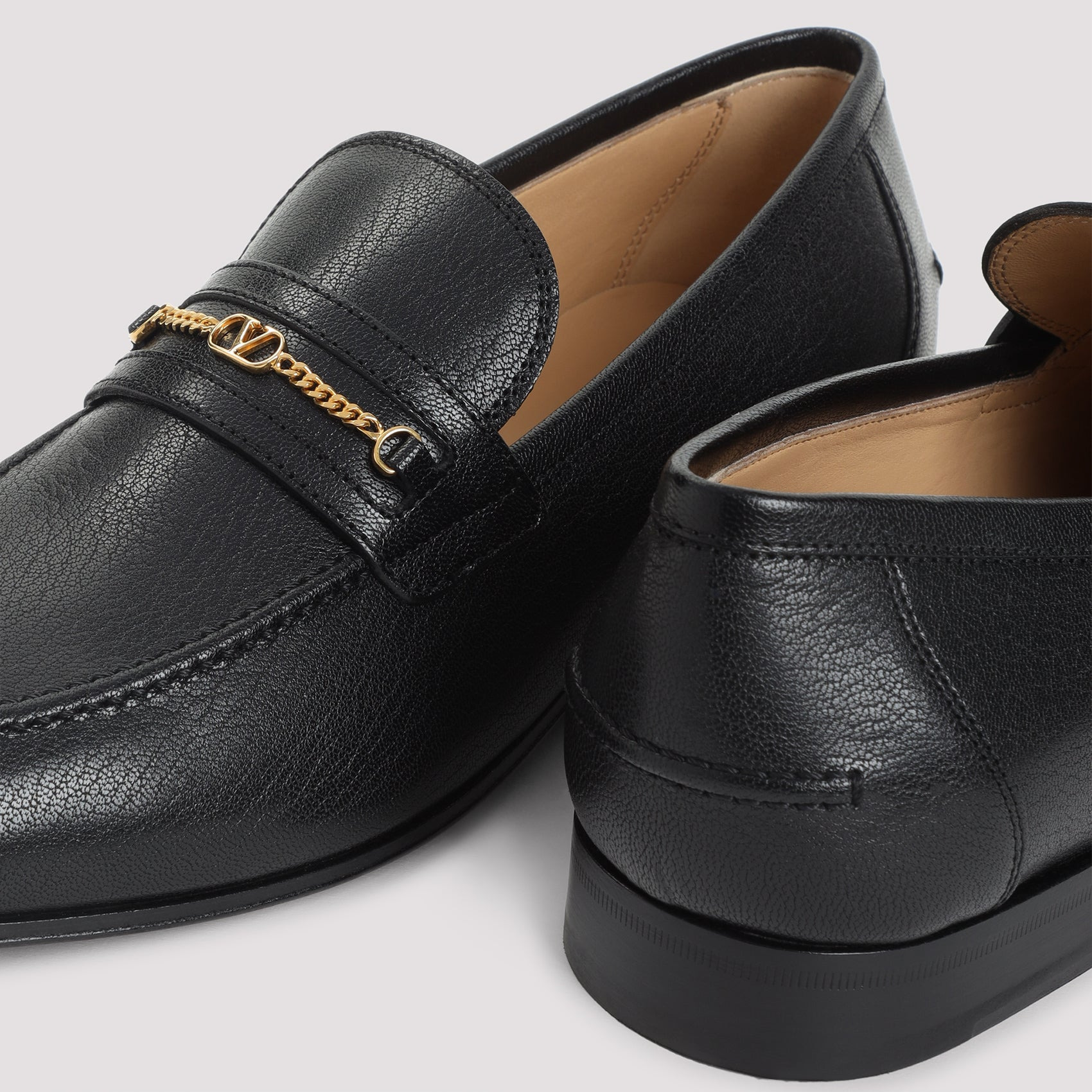 Valentino Garavani V Logo Signature Loafer Men - 4