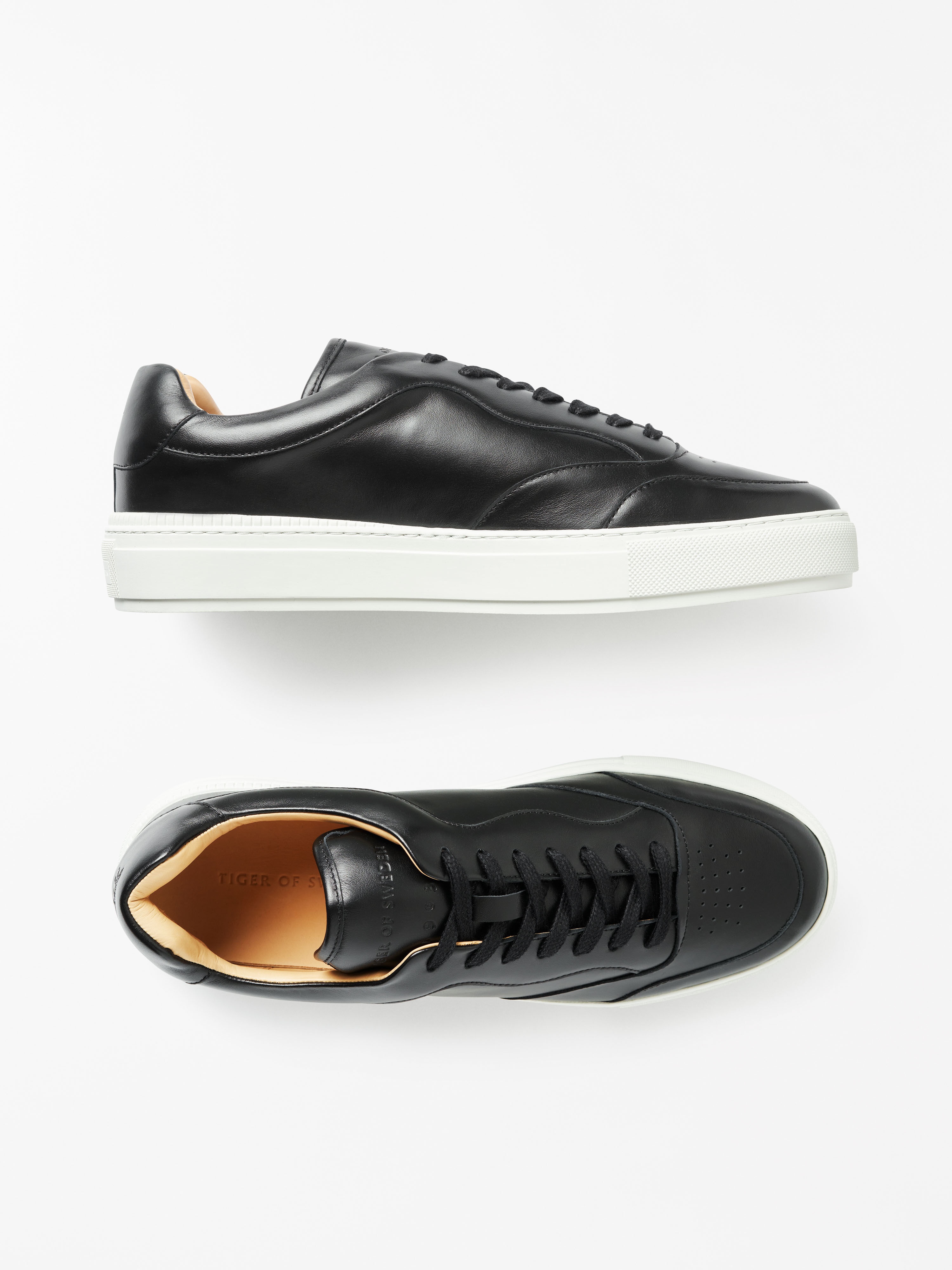 Nomme Sporty Sneakers - 2