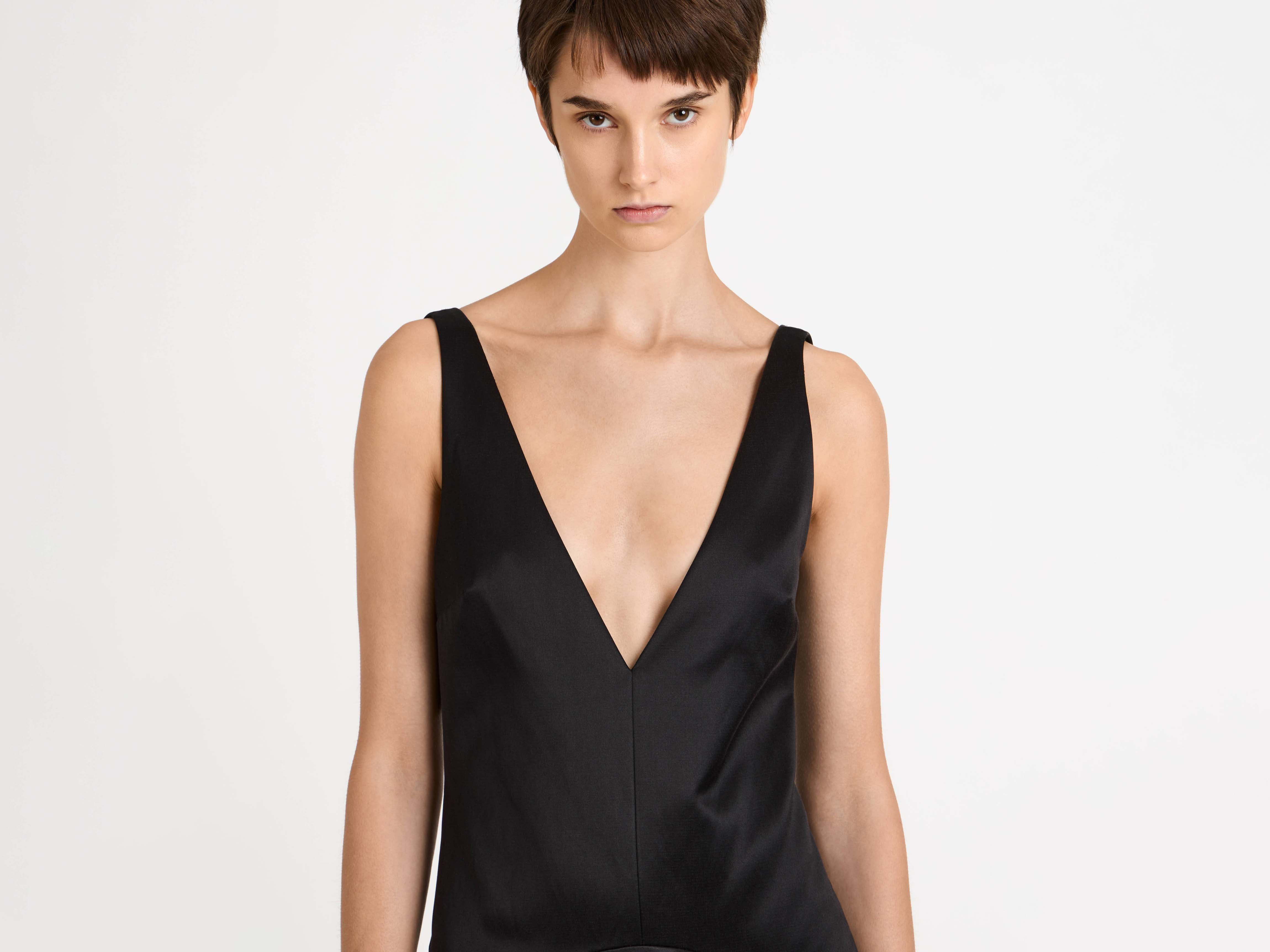 WOMENS DRAPED SKIRT MIDI DRESS IN BLACK - 6