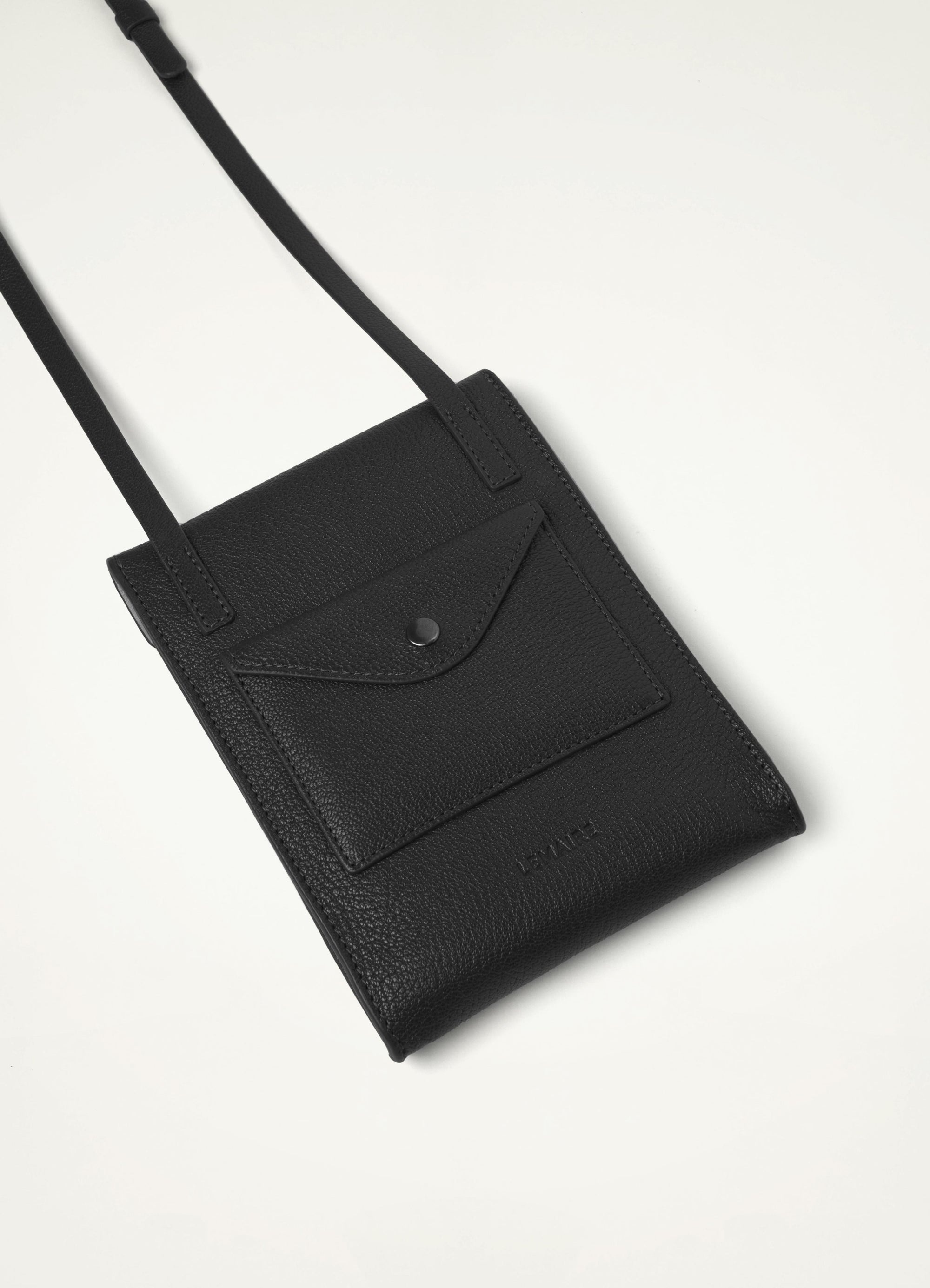 ENVELOPPE WITH STRAP
GOAT LEATHER - 2