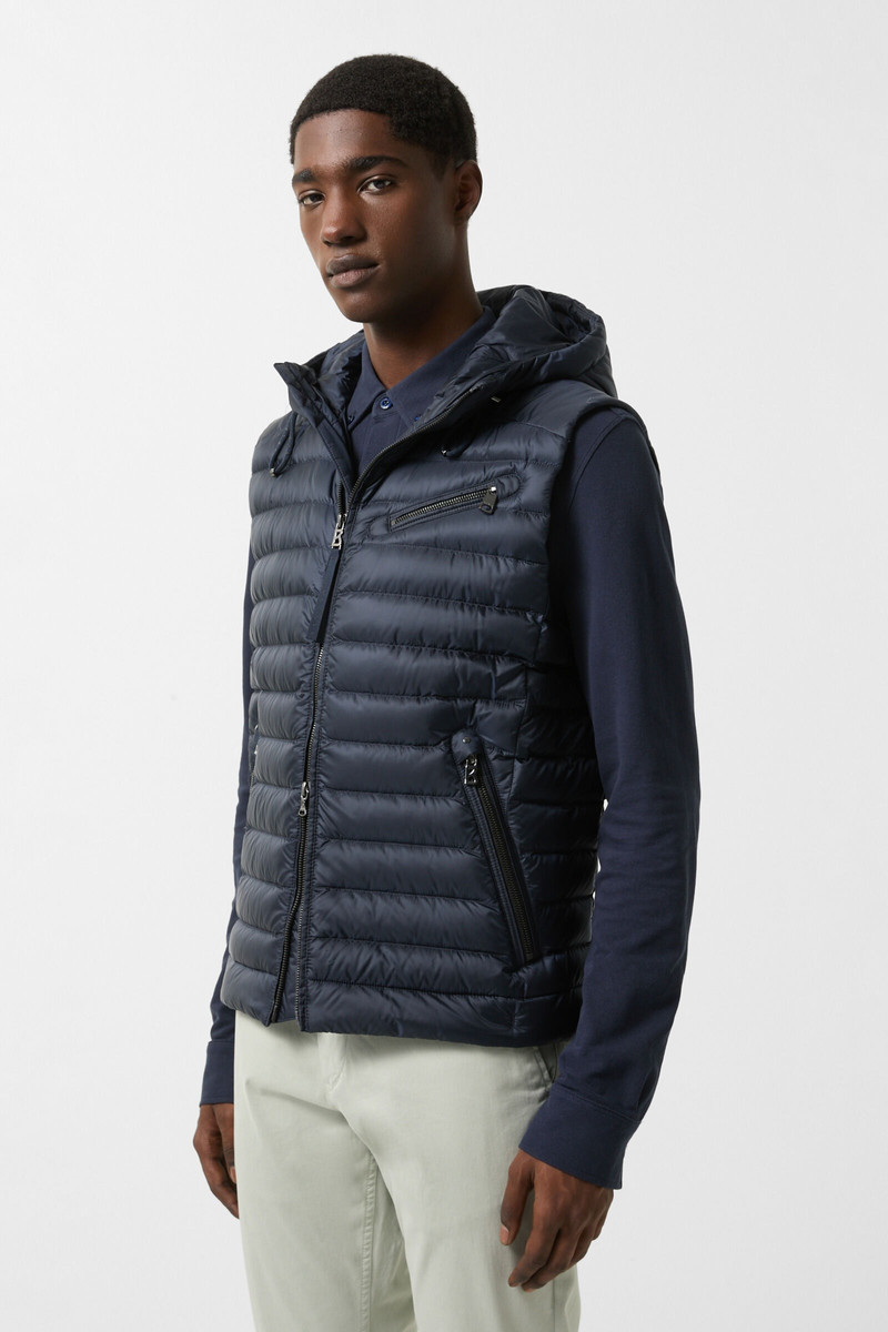 Lonne lightweight down vest in Navy blue 2