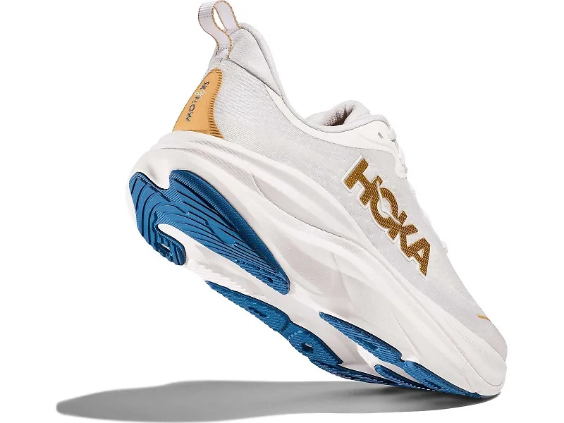 HOKA Skyflow - 8