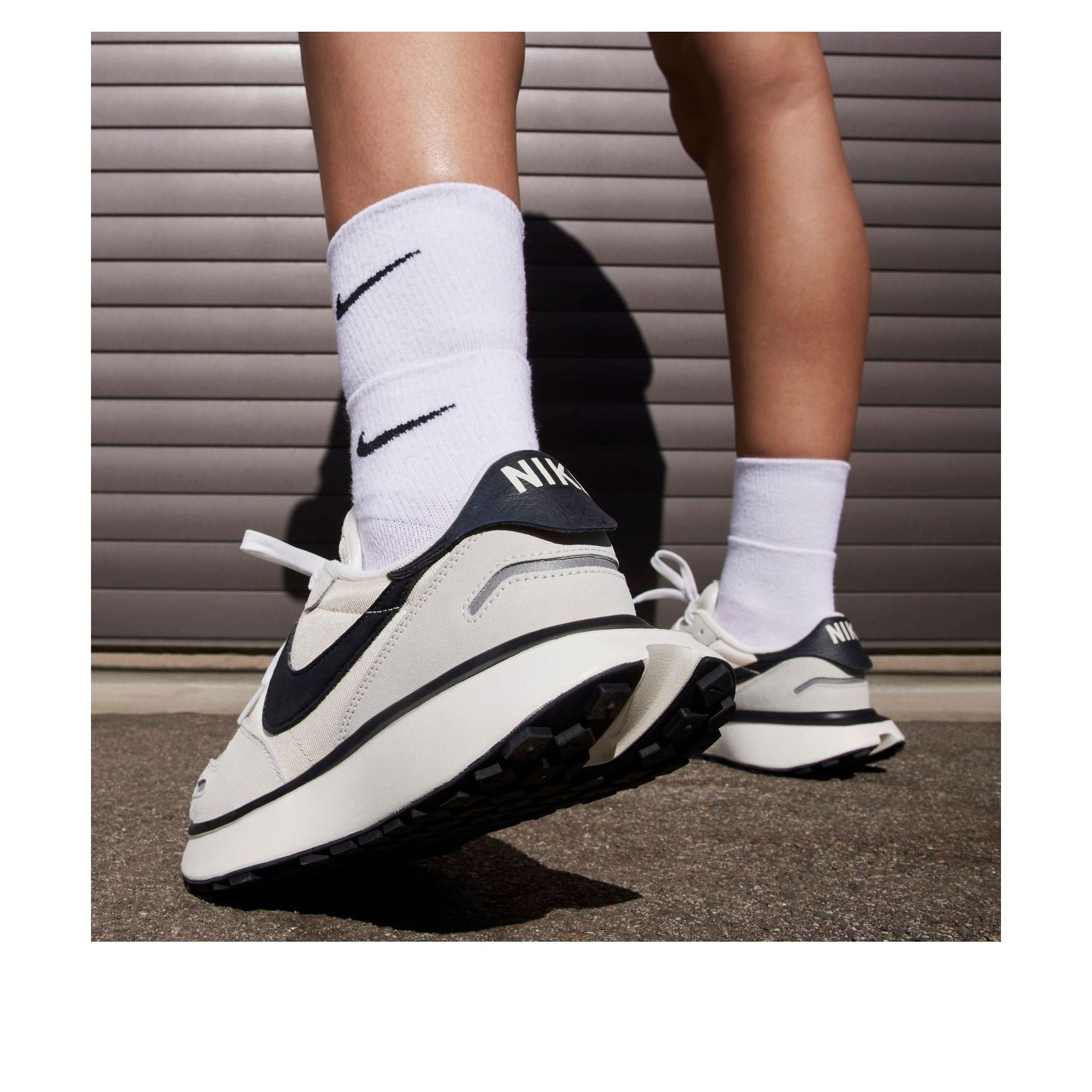 (WMNS) Nike Phoenix Waffle 'Summit White Black' FD2196-100 - 6