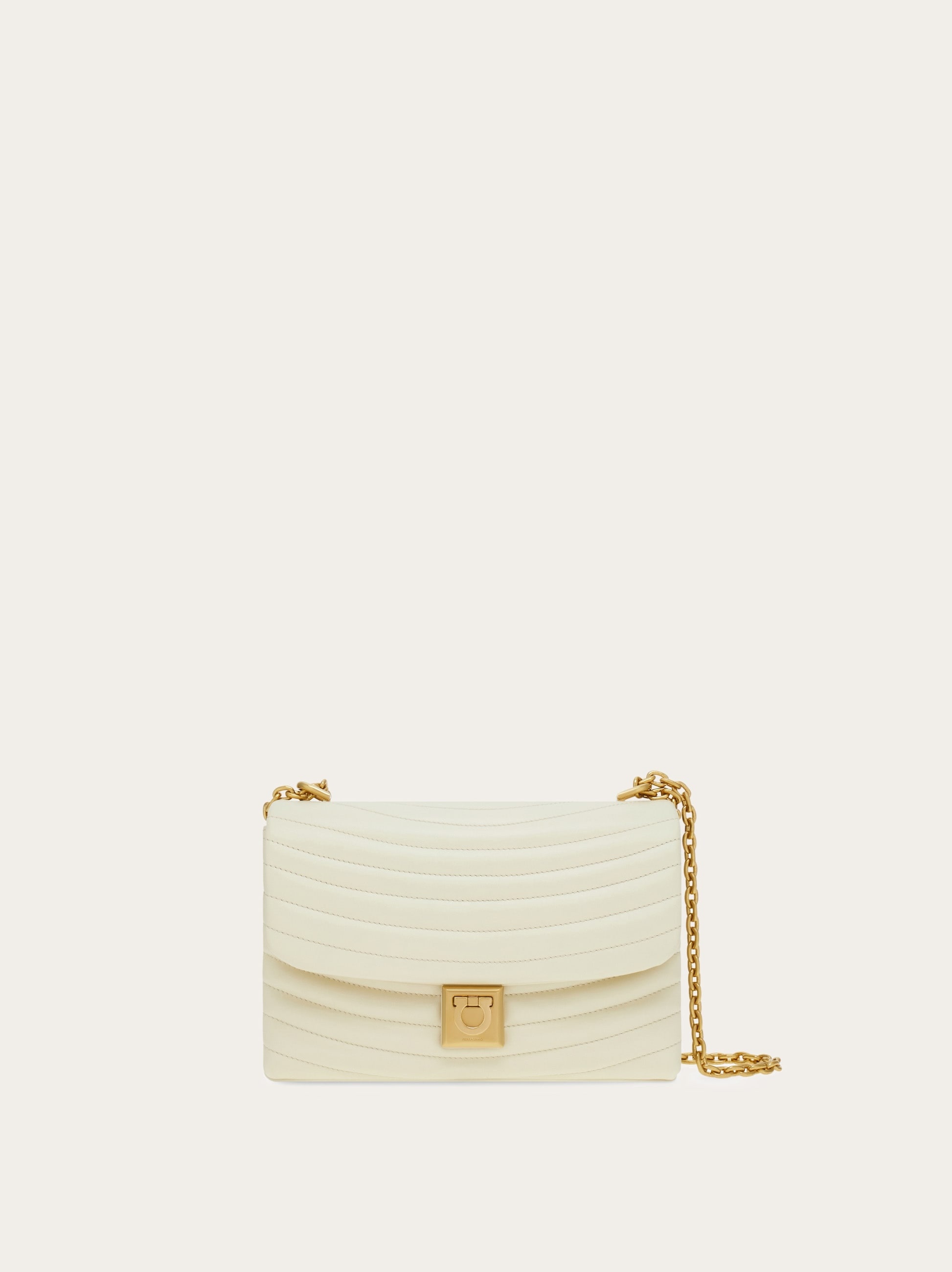 Quilted shoulder bag (M) - 1