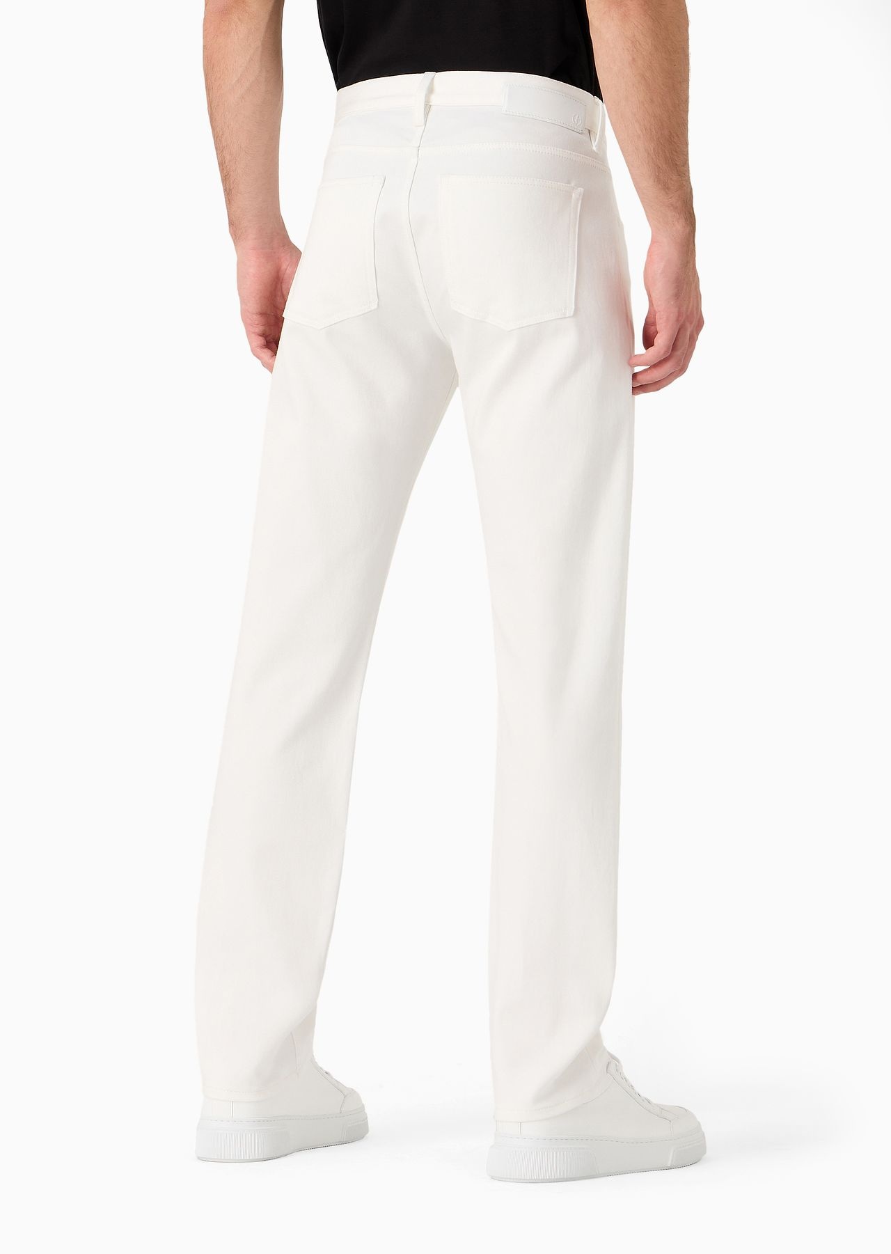 Regular-fit, five-pocket trousers in Lyocell and stretch cotton - 3