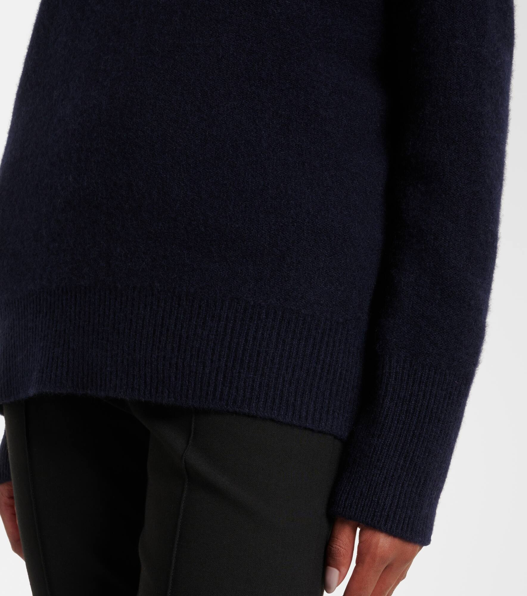 Cashmere sweater - 5