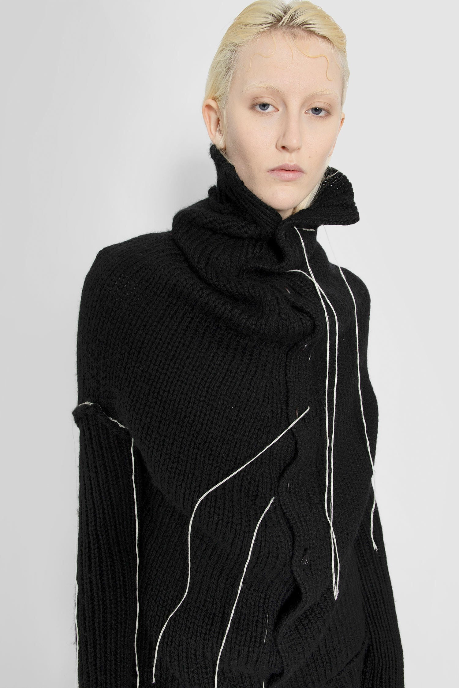 YOHJI YAMAMOTO WOMAN BLACK KNITWEAR - 4