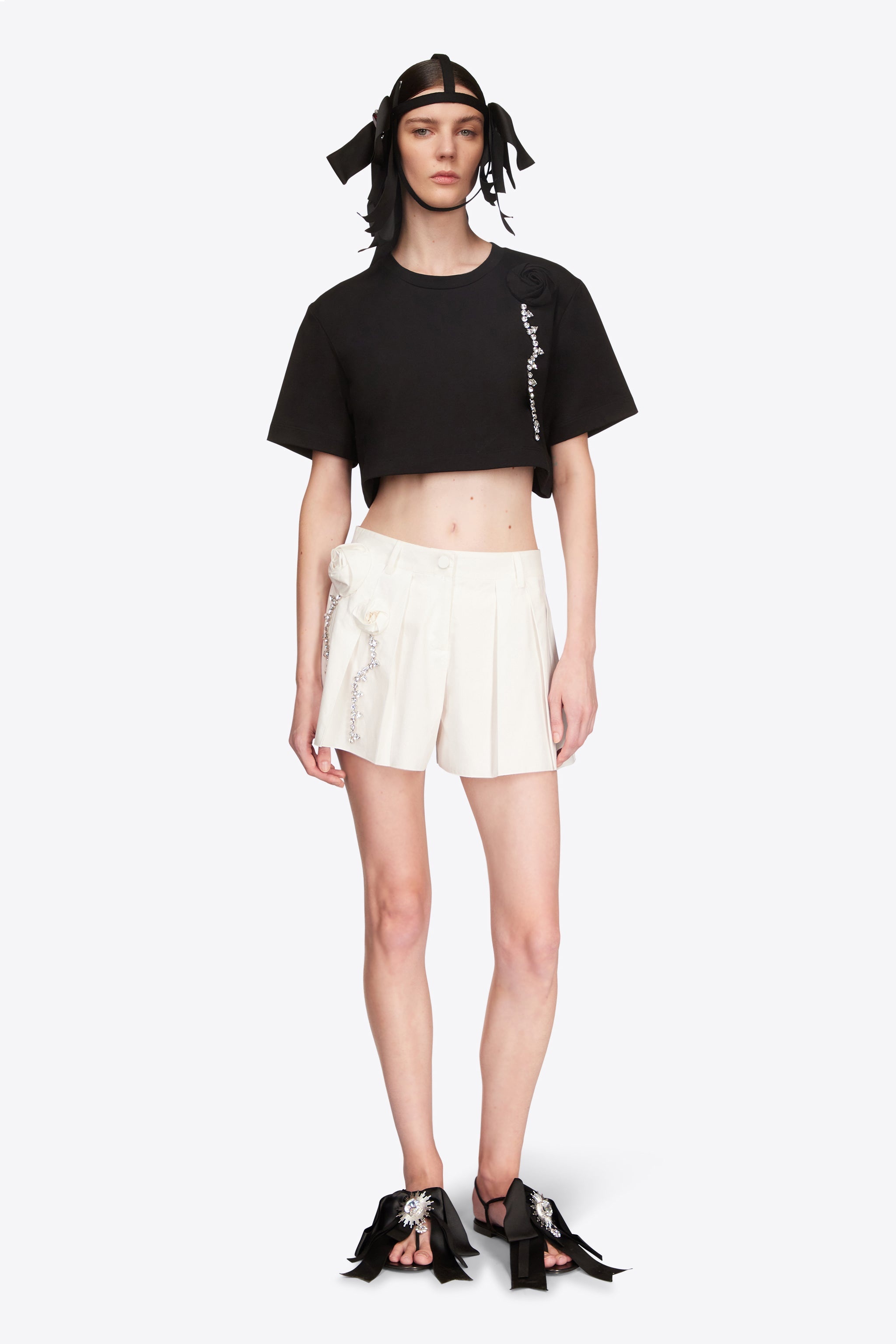 CRYSTAL ROSETTE CROPPED T-SHIRT - 3