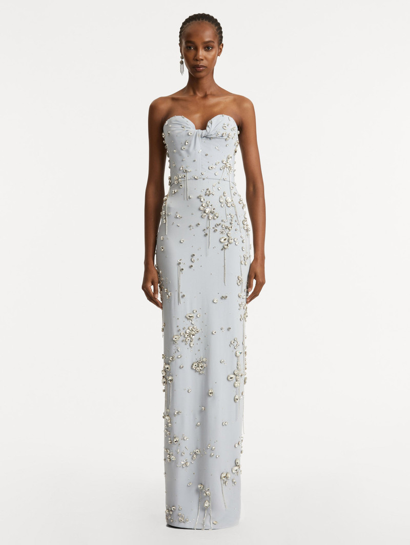 Oscar de la Renta CRYSTAL CLUSTER EMBROIDERED STRAPLESS GOWN outlook