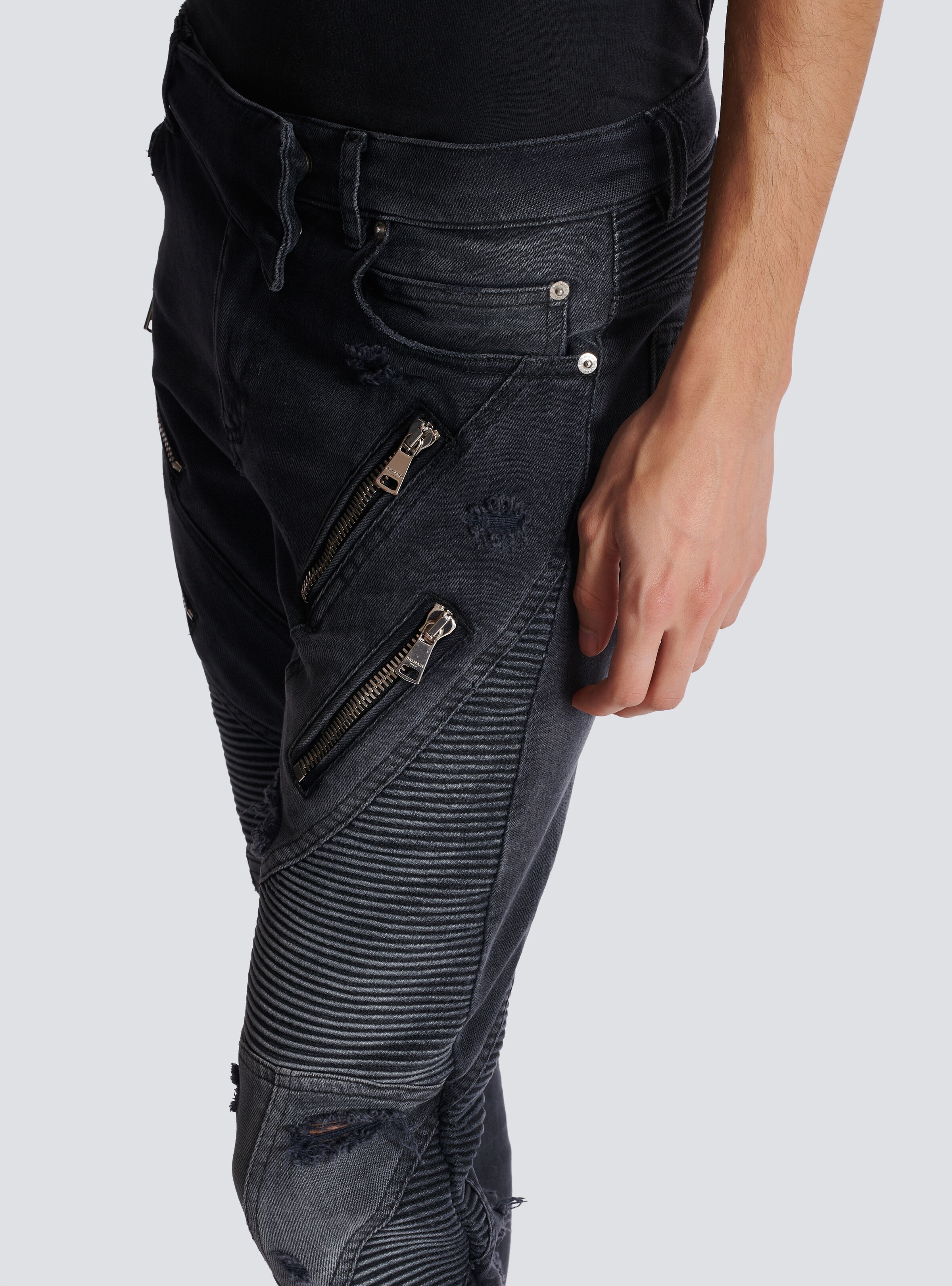 Biker jeans in faded denim - 7