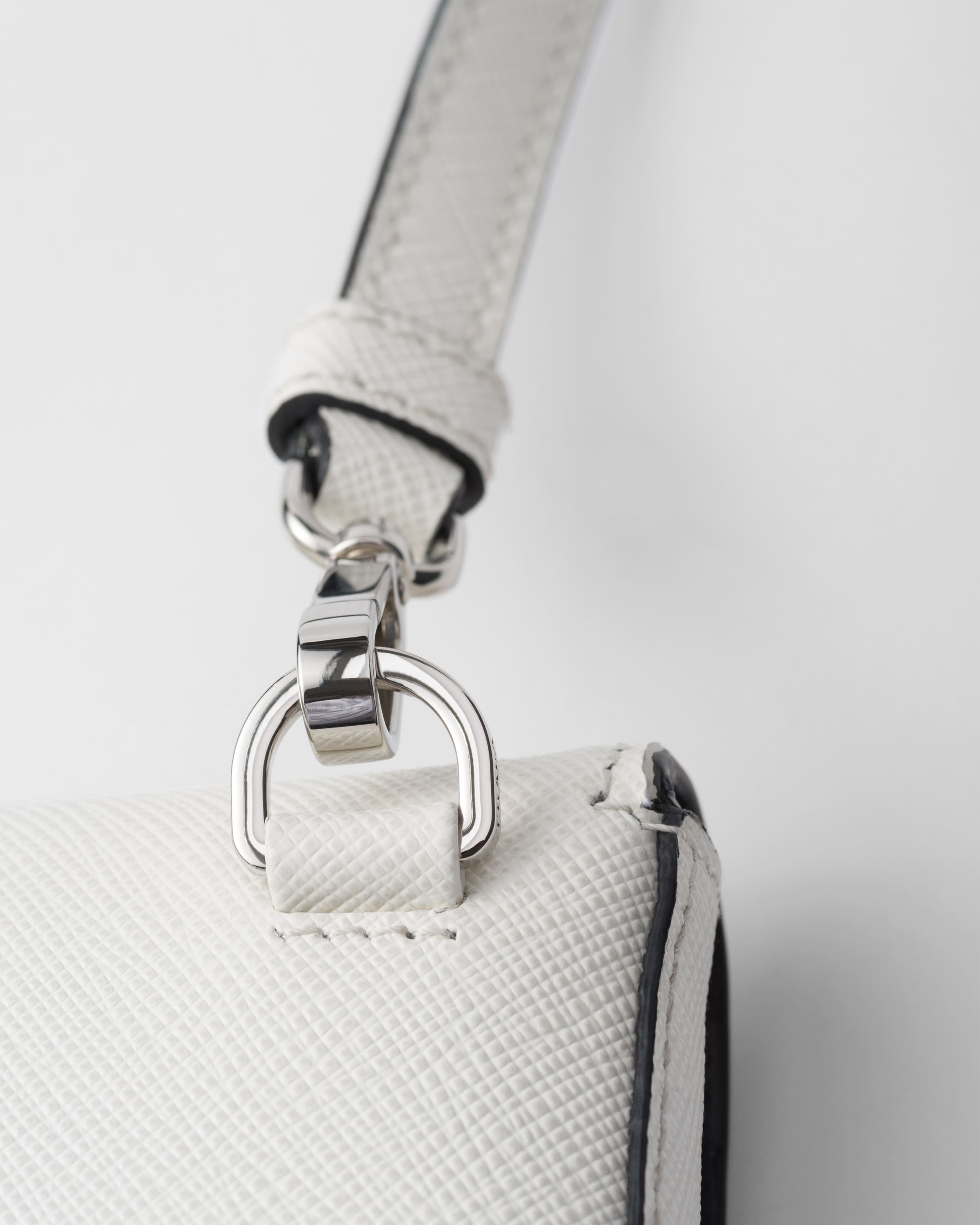 Saffiano leather shoulder bag - 6