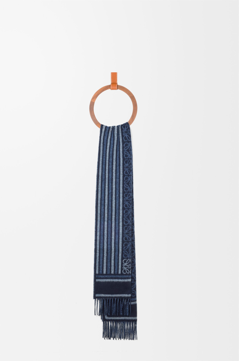 Loewe Scarf in wool and cashmere outlook