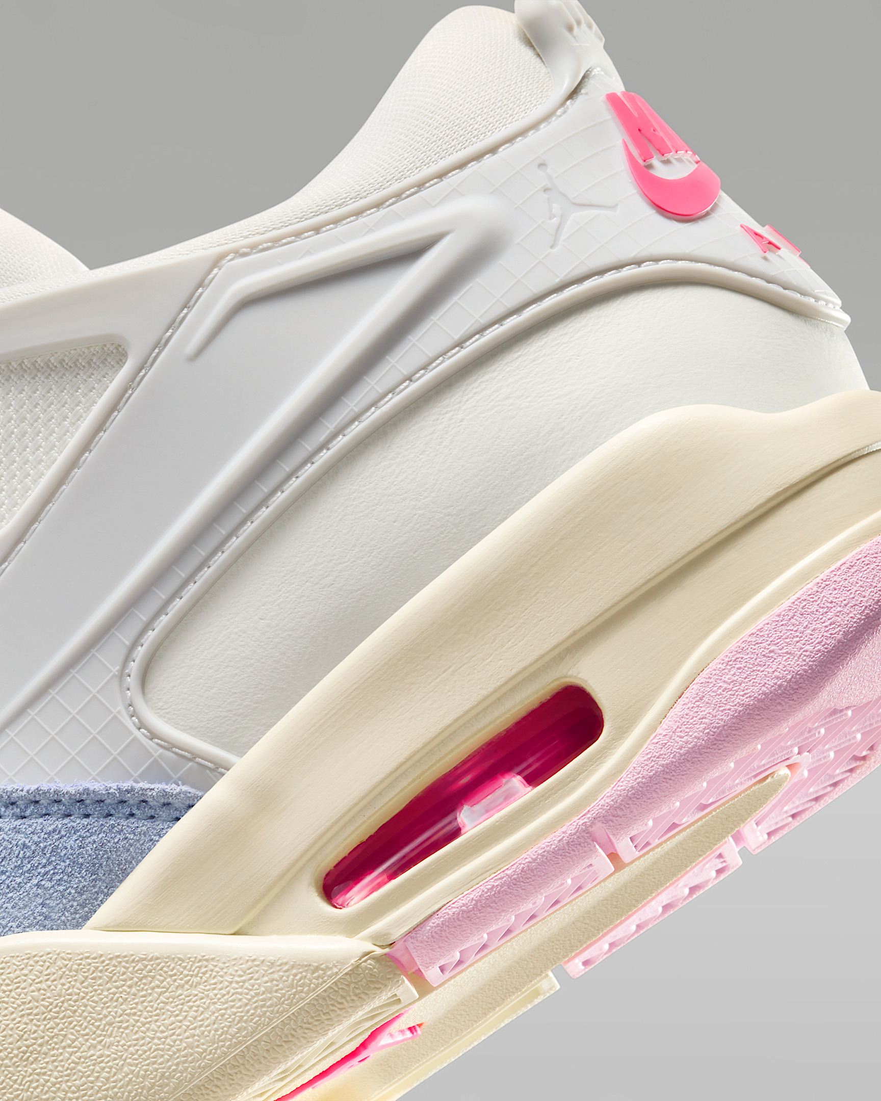 Air Jordan 4 RM Women's Shoes - 8