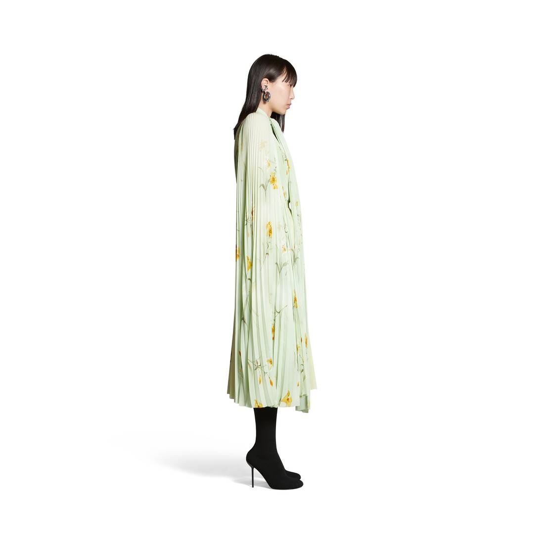 Women's Lilies Scarf Pleated Blouse in Green - 3