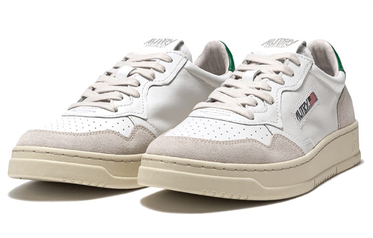 (WMNS) Autry Medalist Low 'White Suede Green' AULW-LS23 - 2