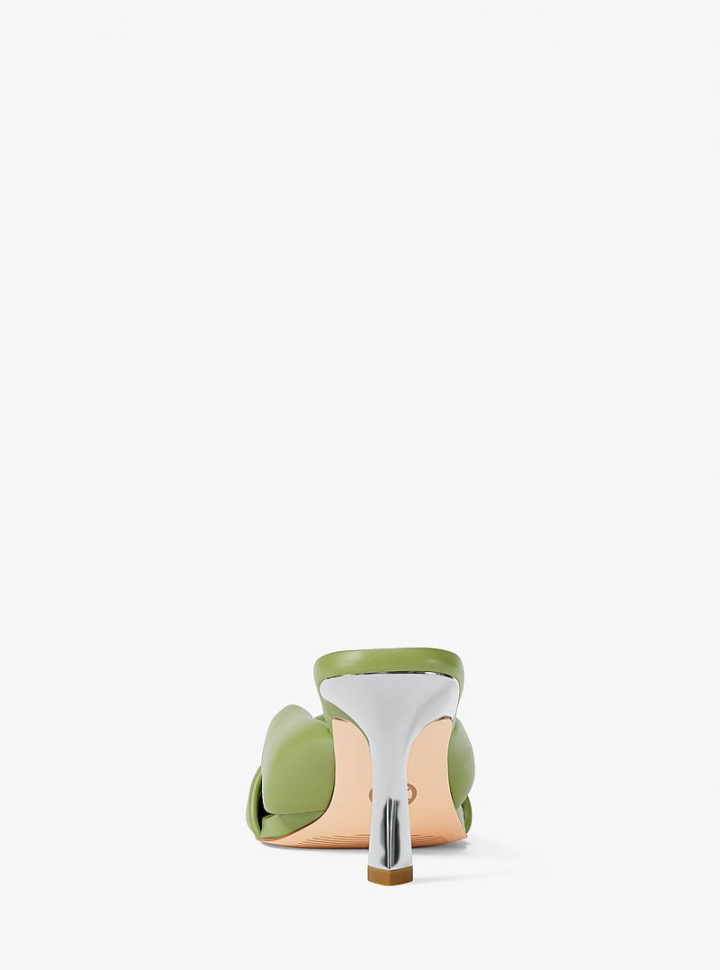 Elena Sandal 4