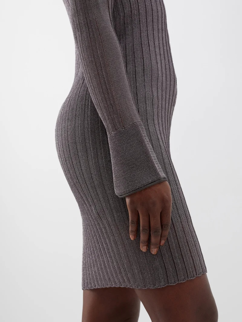 【関税込み】Victoria Beckham シルバー Lurex ミニドレス Victoria Beckham Silver Lurex Mini Dress | ssense | REVERSIBLE