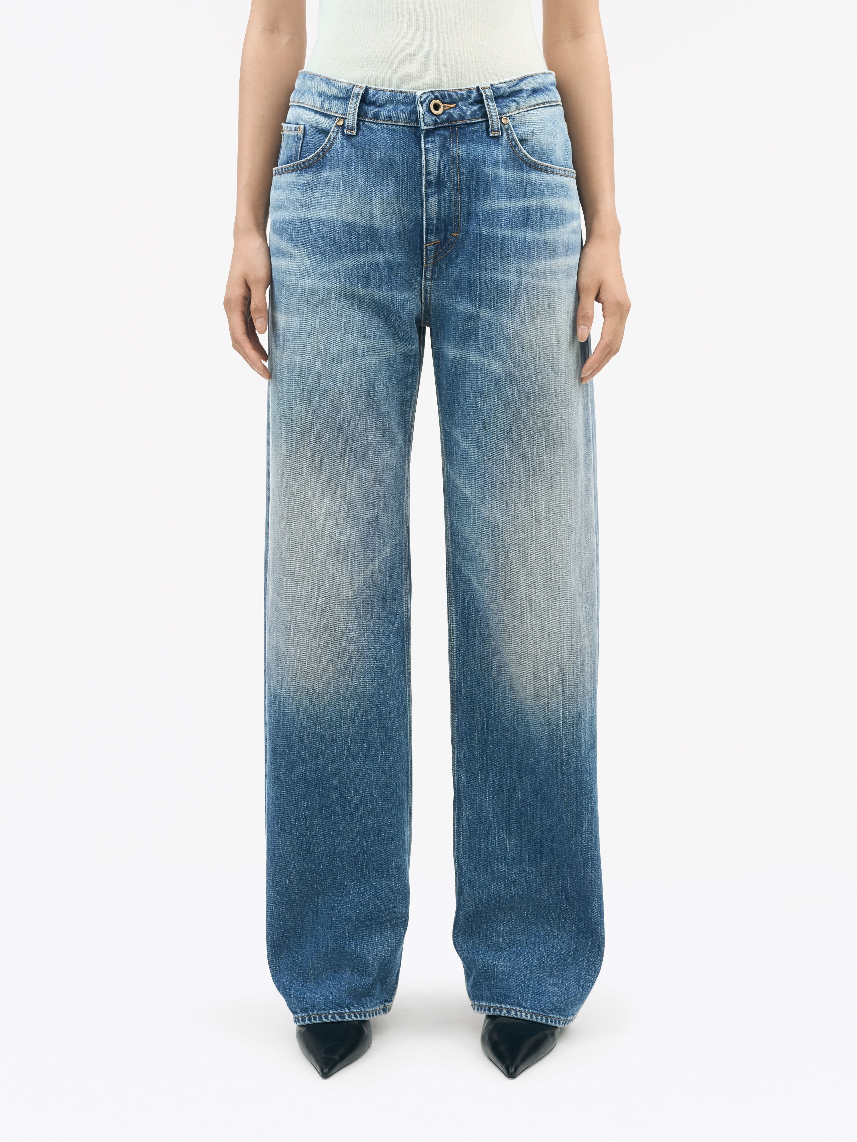 Letty Boyfriend-style Jeans - 4