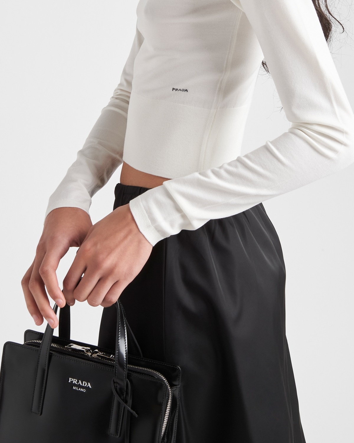 Slim-fit superfine wool sweater - 4