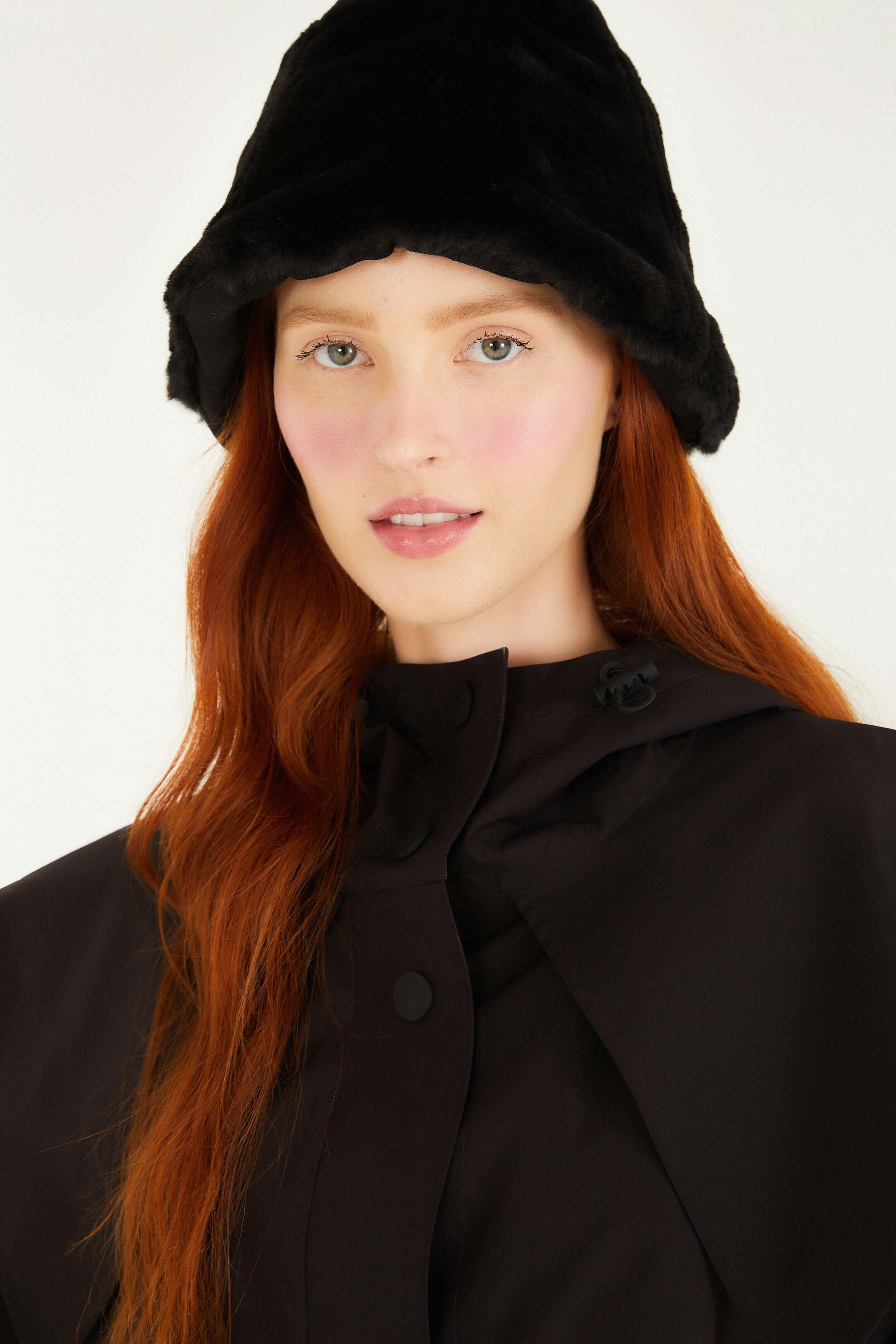 Black Growing Flowers Raincoat - 4