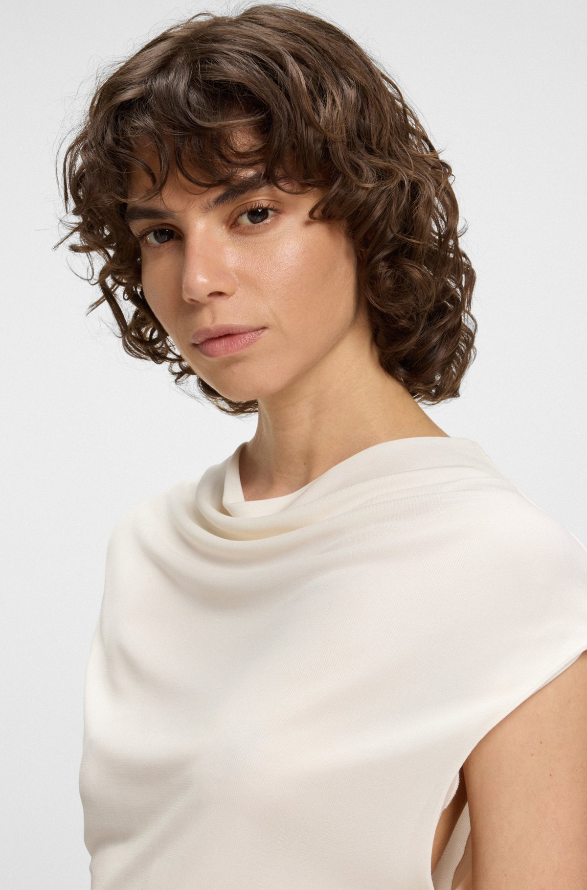 HIGH-NECK TOP IN MATTE FABRIC - 5