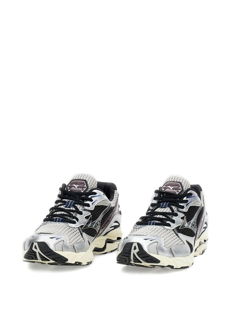 lace-up sneakers 3
