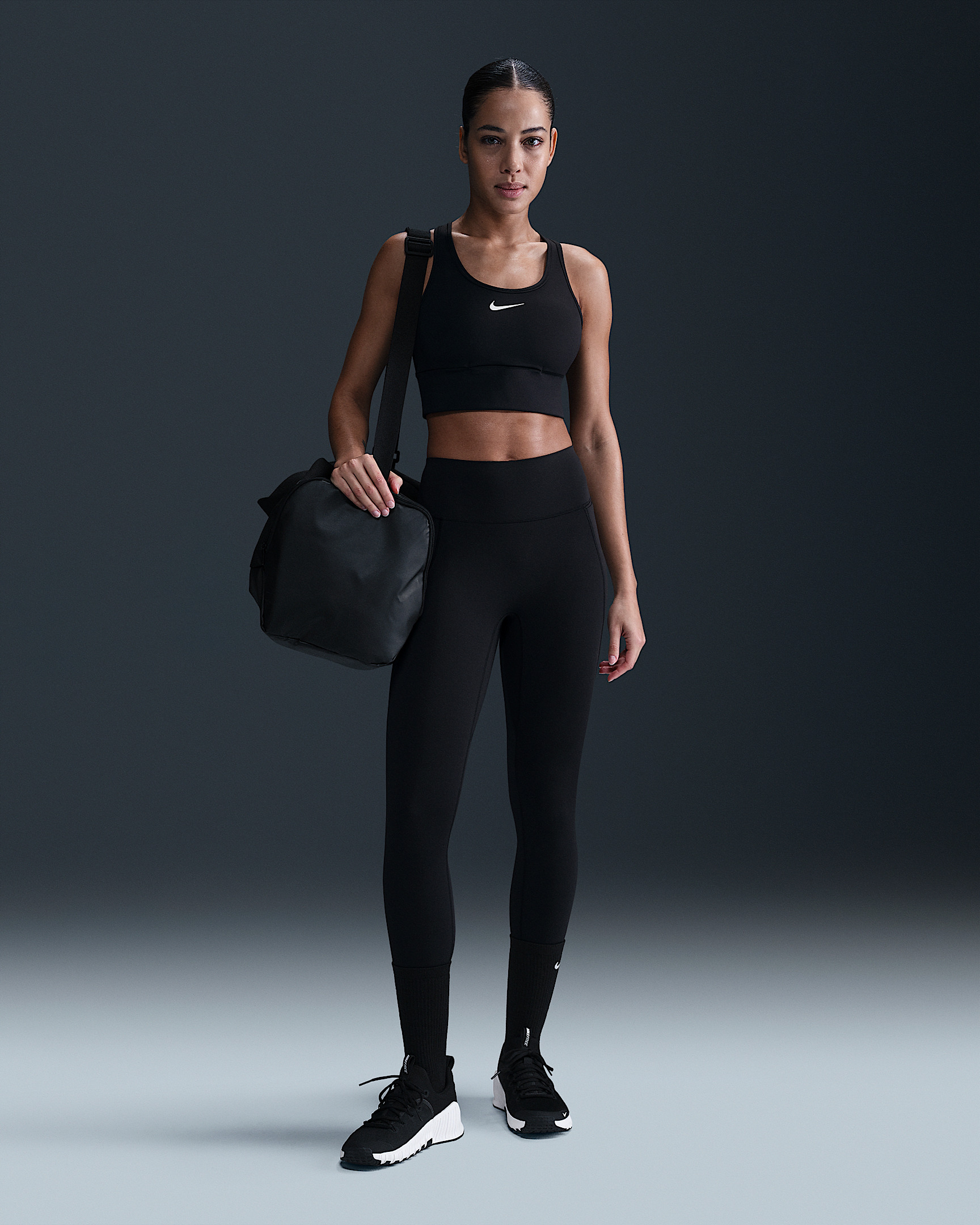 Nike Universa Women's Medium-Support High-Waisted 7/8 Leggings with Pockets - 1