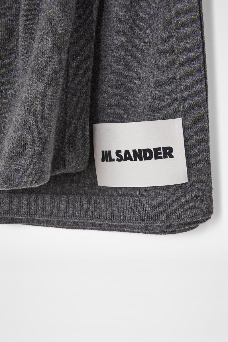 Jil Sander Scarf outlook