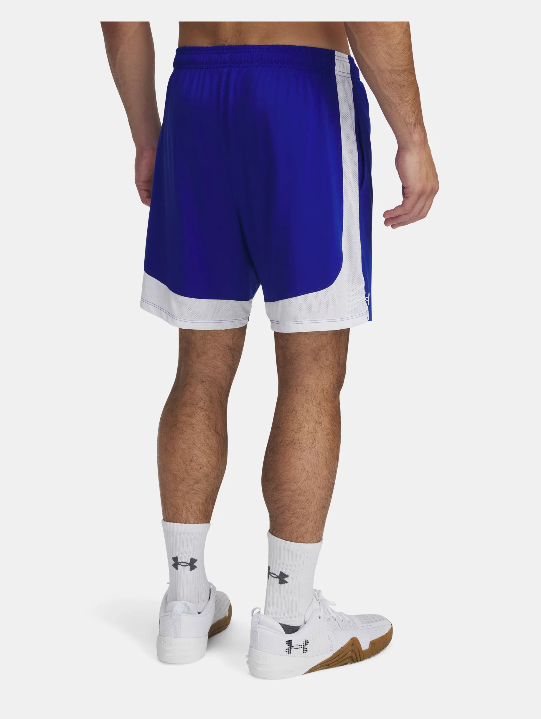 Men's UA Tech™ Vent 7" Shorts - 2