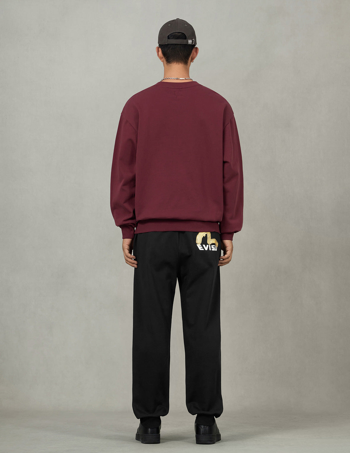 Brushstroke Seagull and Logo Print Straight Fit Sweatpants - 6