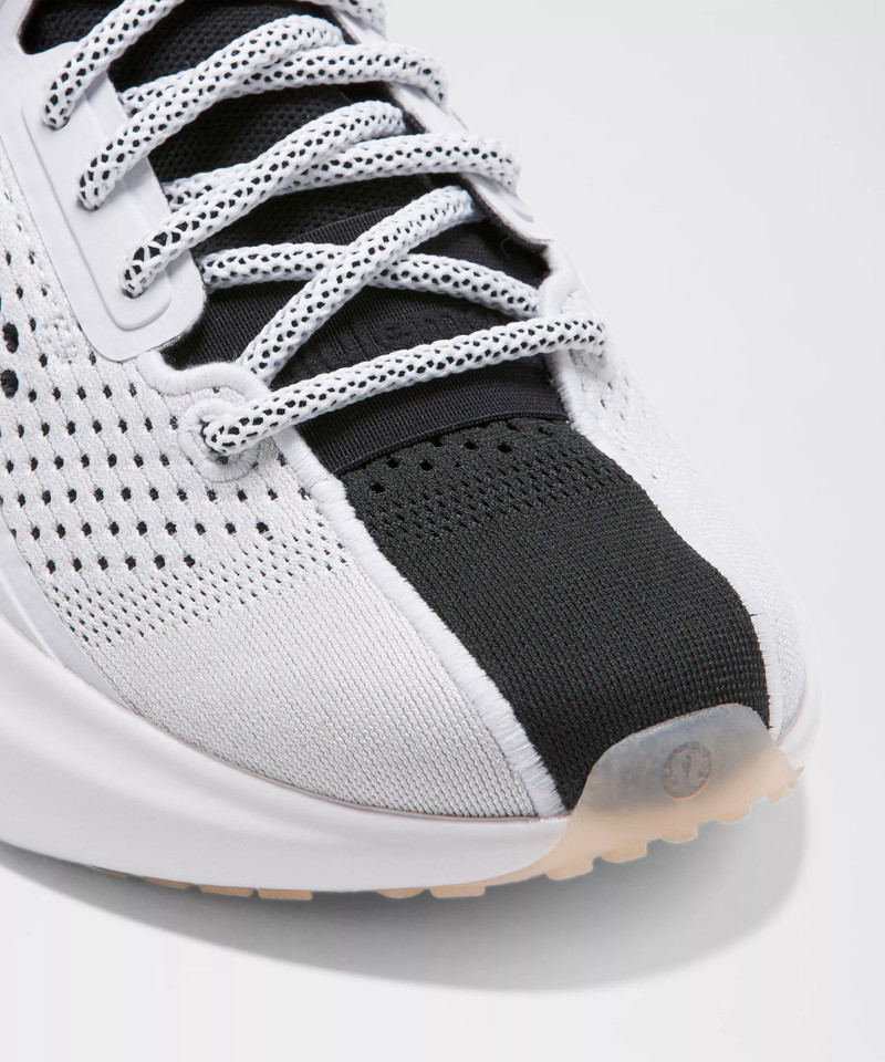Women's Chargefeel 3 Workout Shoe 8