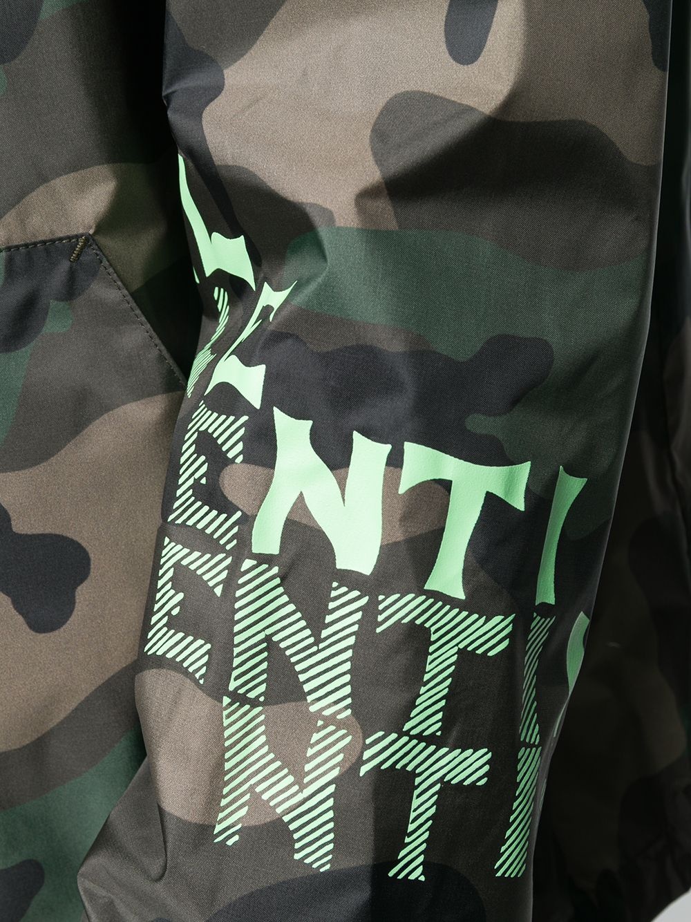 camouflage logo print jacket - 5