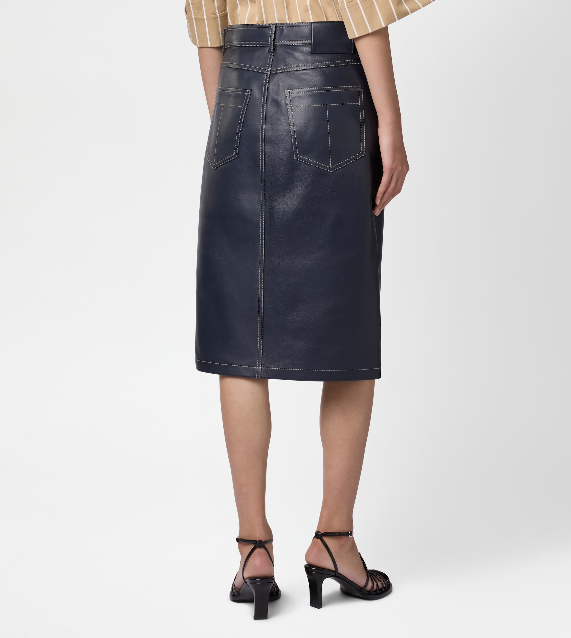 5-POCKET SKIRT IN LEATHER - BLUE - 6