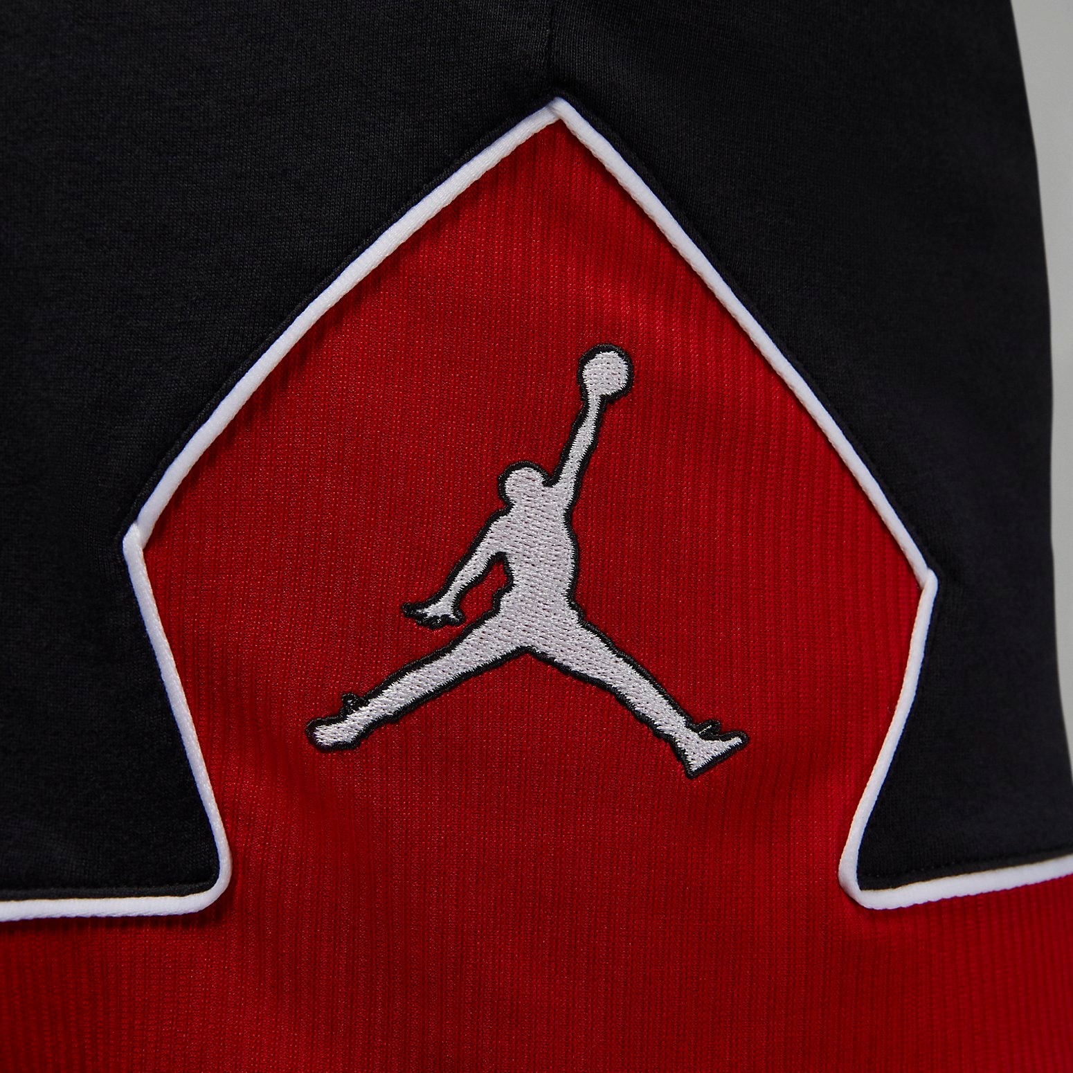 (WMNS) Air Jordan Diamond Short 'Black Red' DZ3352-010 - 4