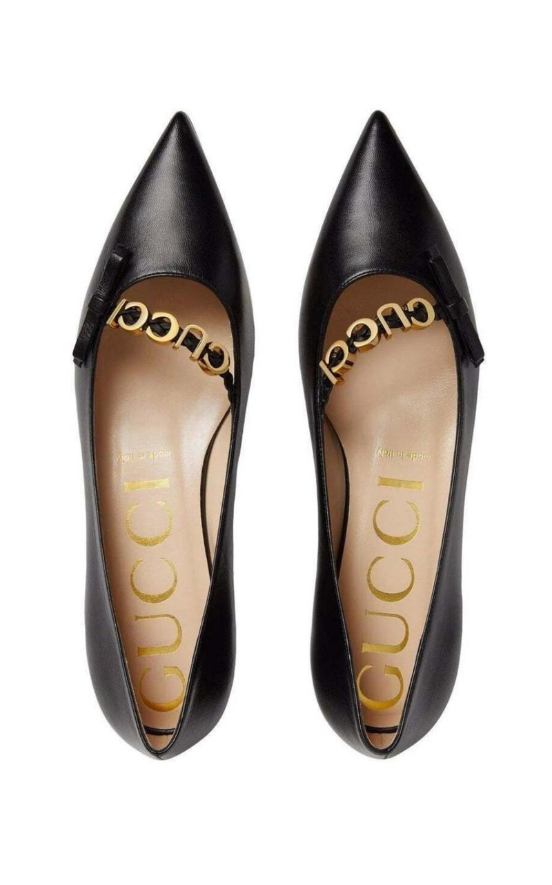 GUCCI Women's ballet flat with 'GUCCI' outlook