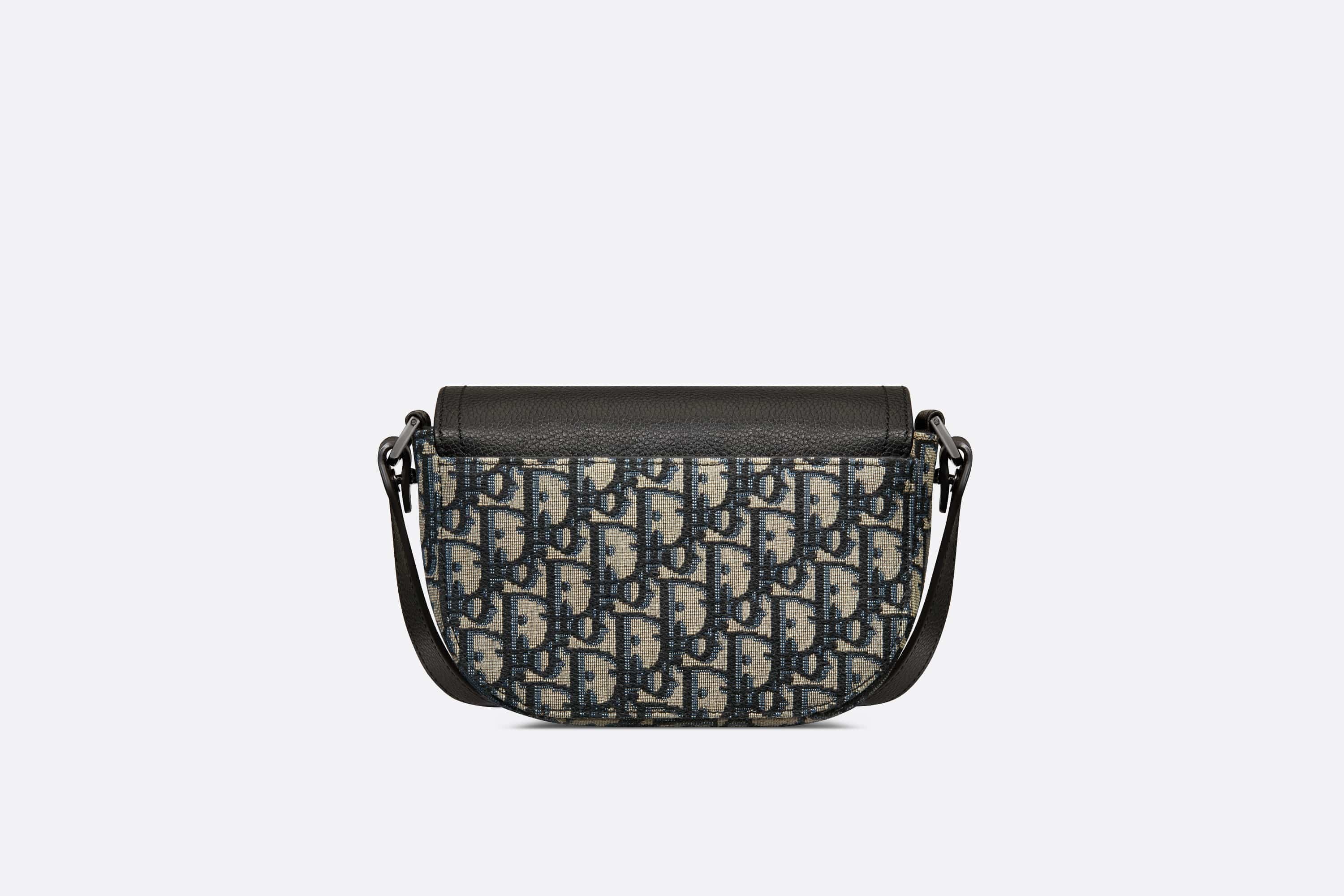 ●ちょっとした外出に【 DIOR 】SADDLE ポーチ 最強に可愛い♪【Dior】《SADDLE》オブリーク チェーンポーチ