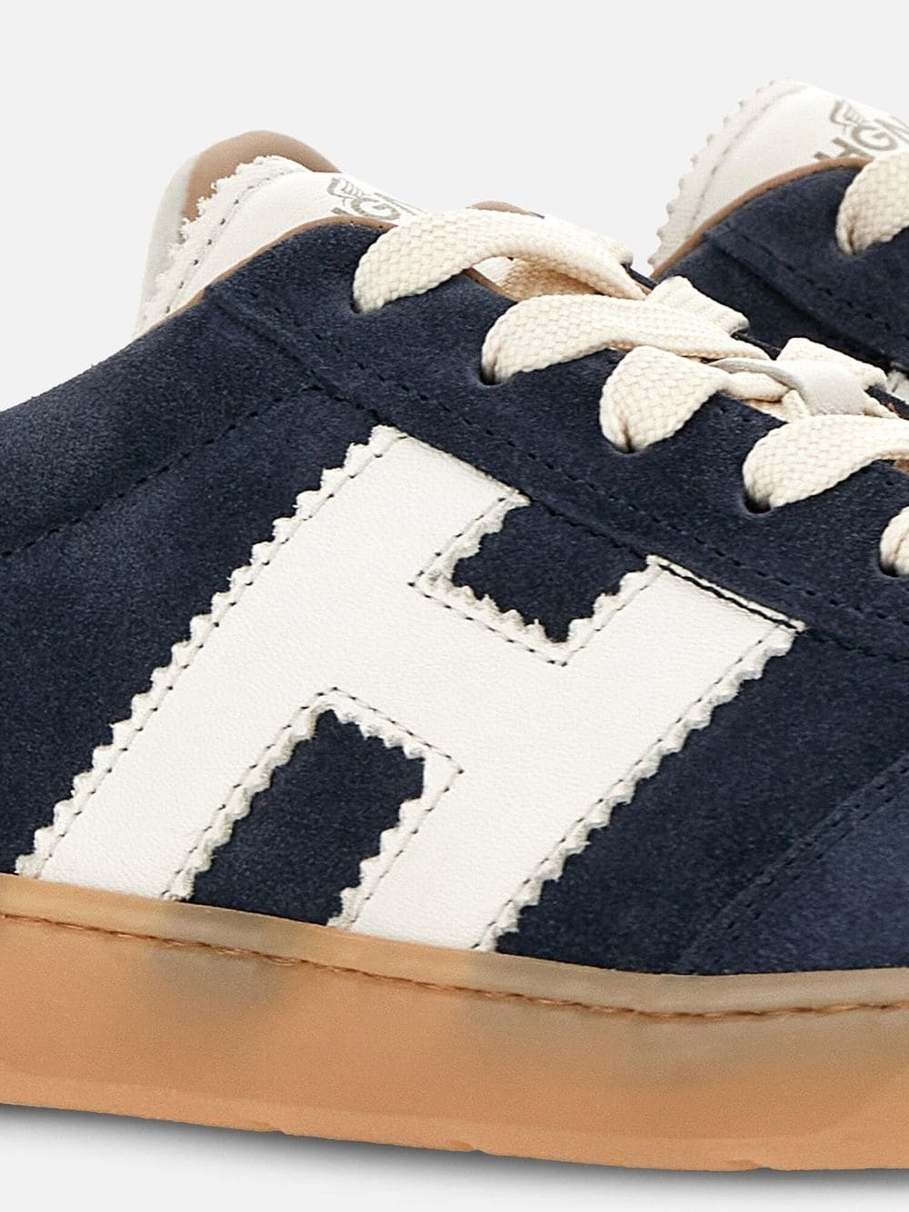 Cool low-top sneakers - 6