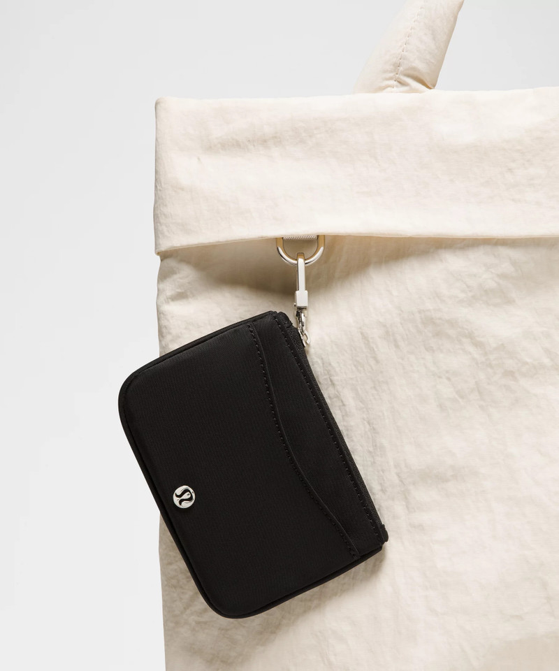 lululemon Clippable Card Holder outlook